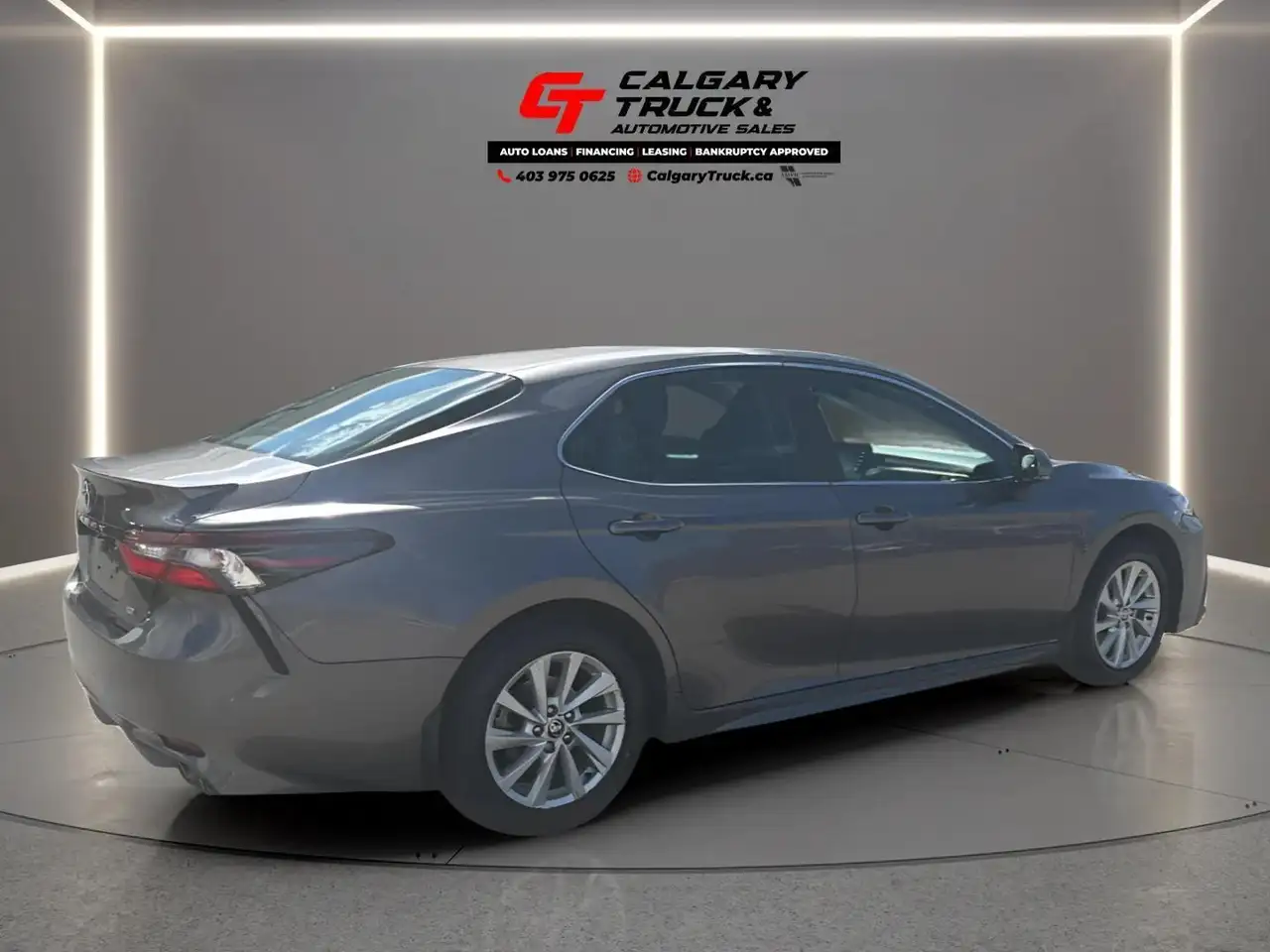 Toyota Camry снимка Toyota Camry