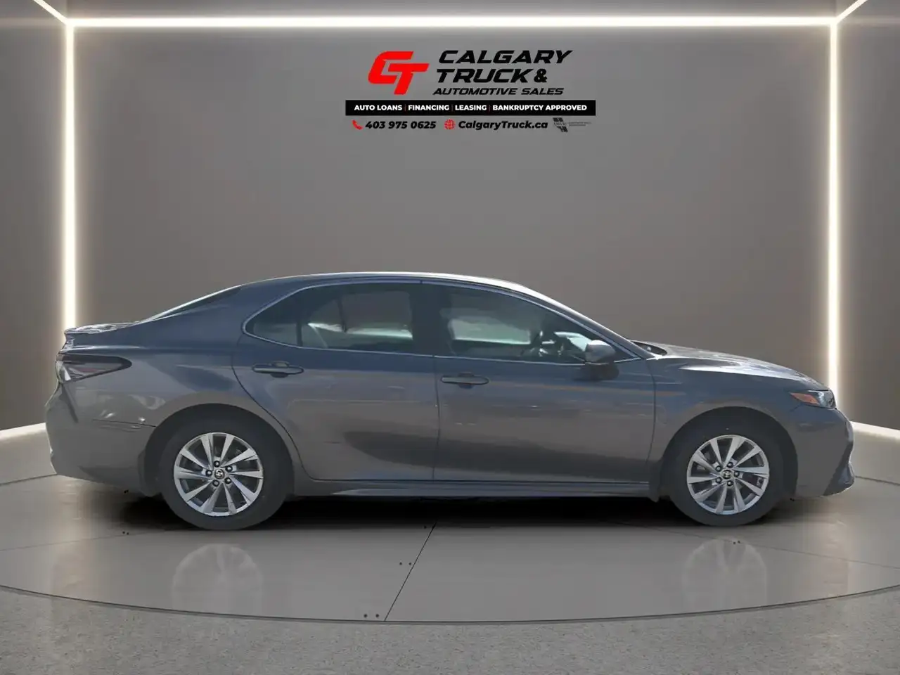 Toyota Camry снимка Toyota Camry