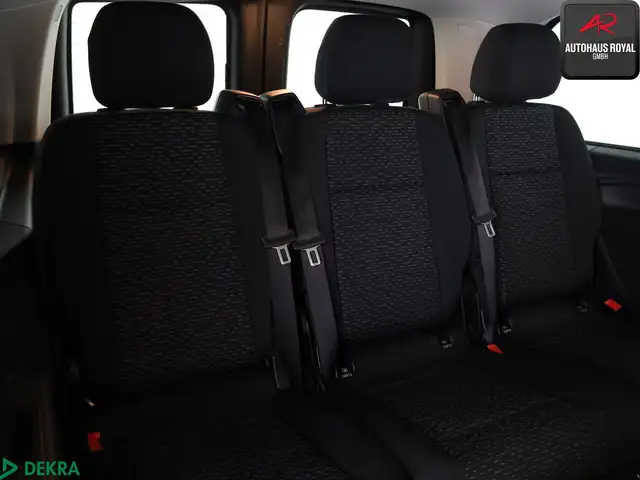 Mercedes-Benz Vito view 13