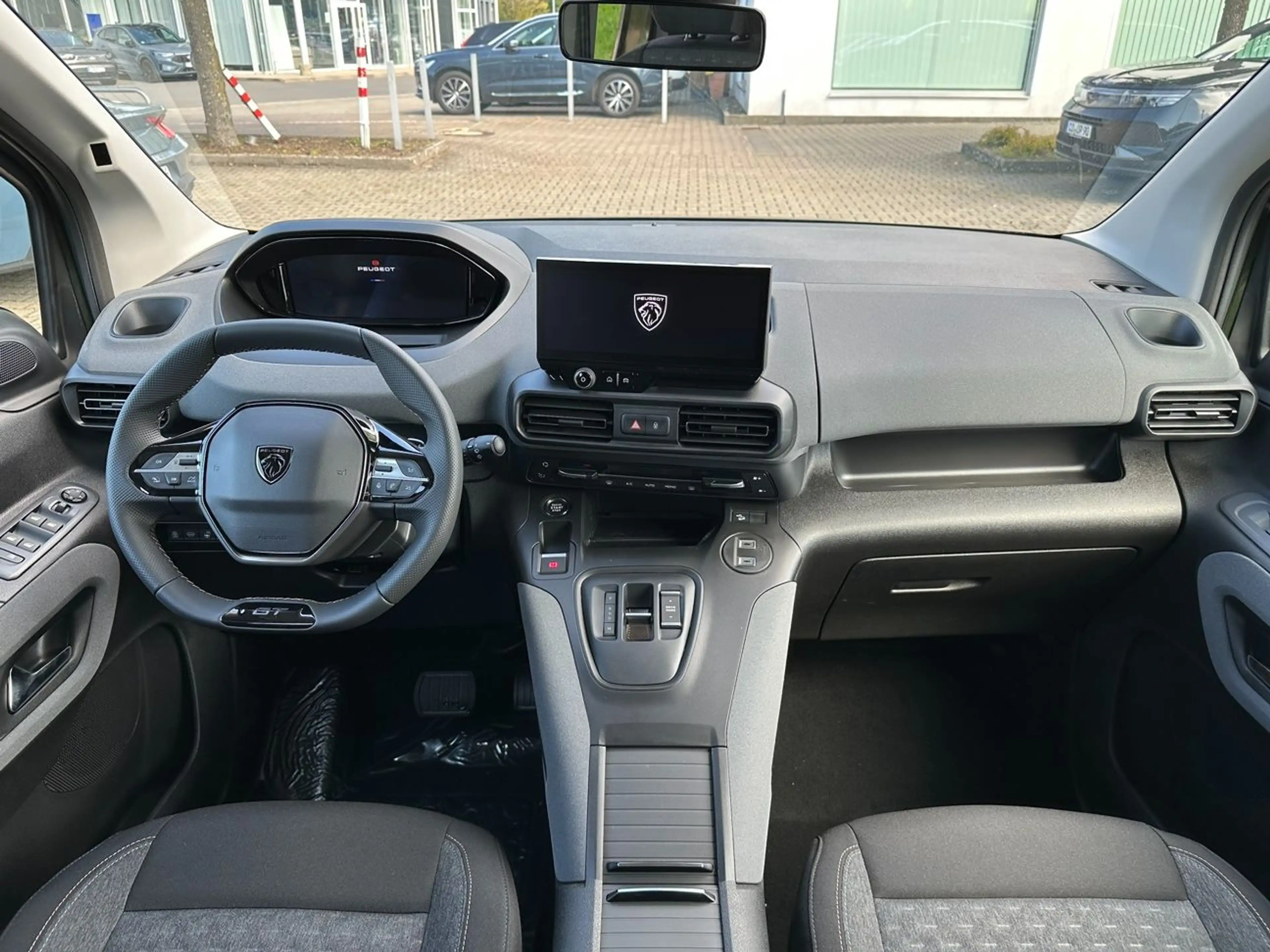 Peugeot Rifter L1 GT Diesel 130 LED*Navi*360°*Autom* — photo 13