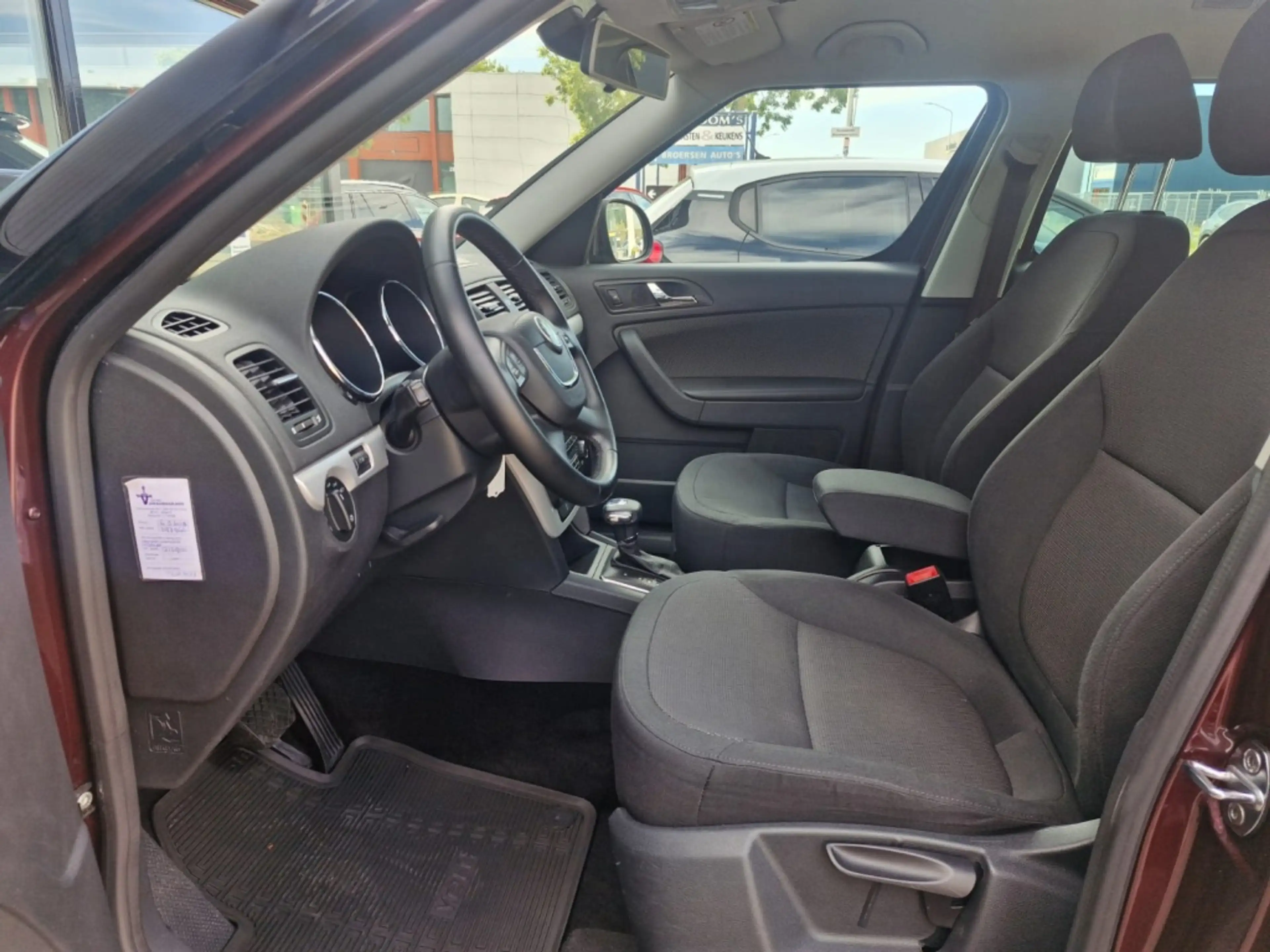 Skoda Yeti 1.2 TSI Ambition | 105PK | Automaat | Navigatie | — photo 11
