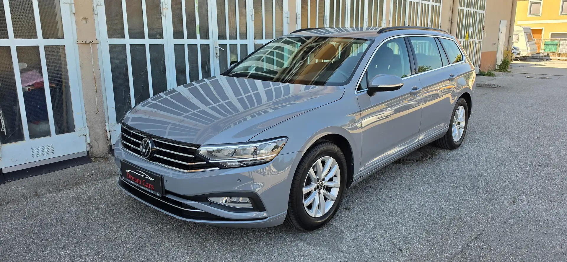 Volkswagen Passat Variant Business 2,0 TDI *LED*Sofort Kredit*Top Zustand* Grau - 1