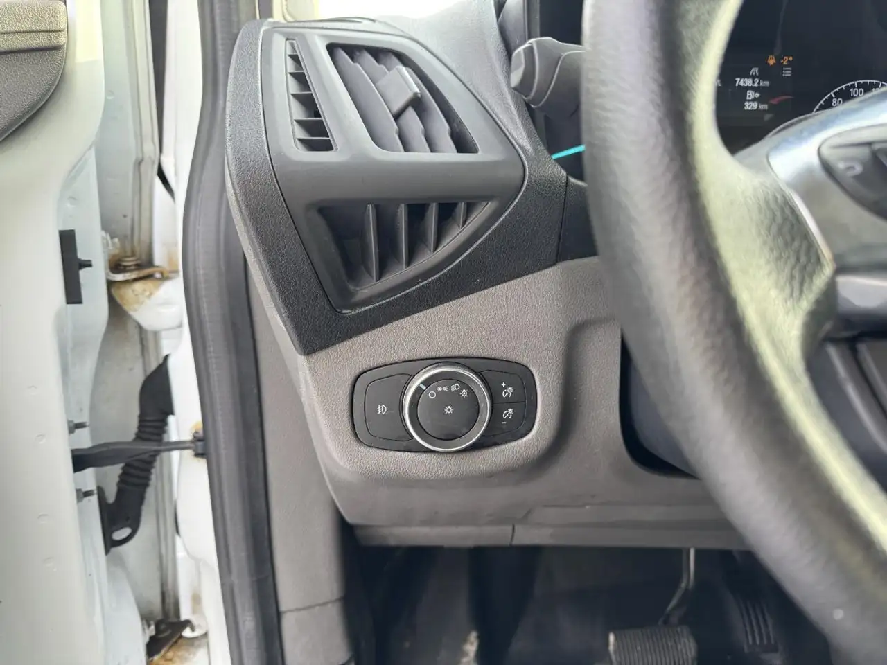 Ford Transit Connect снимка Ford Transit Connect