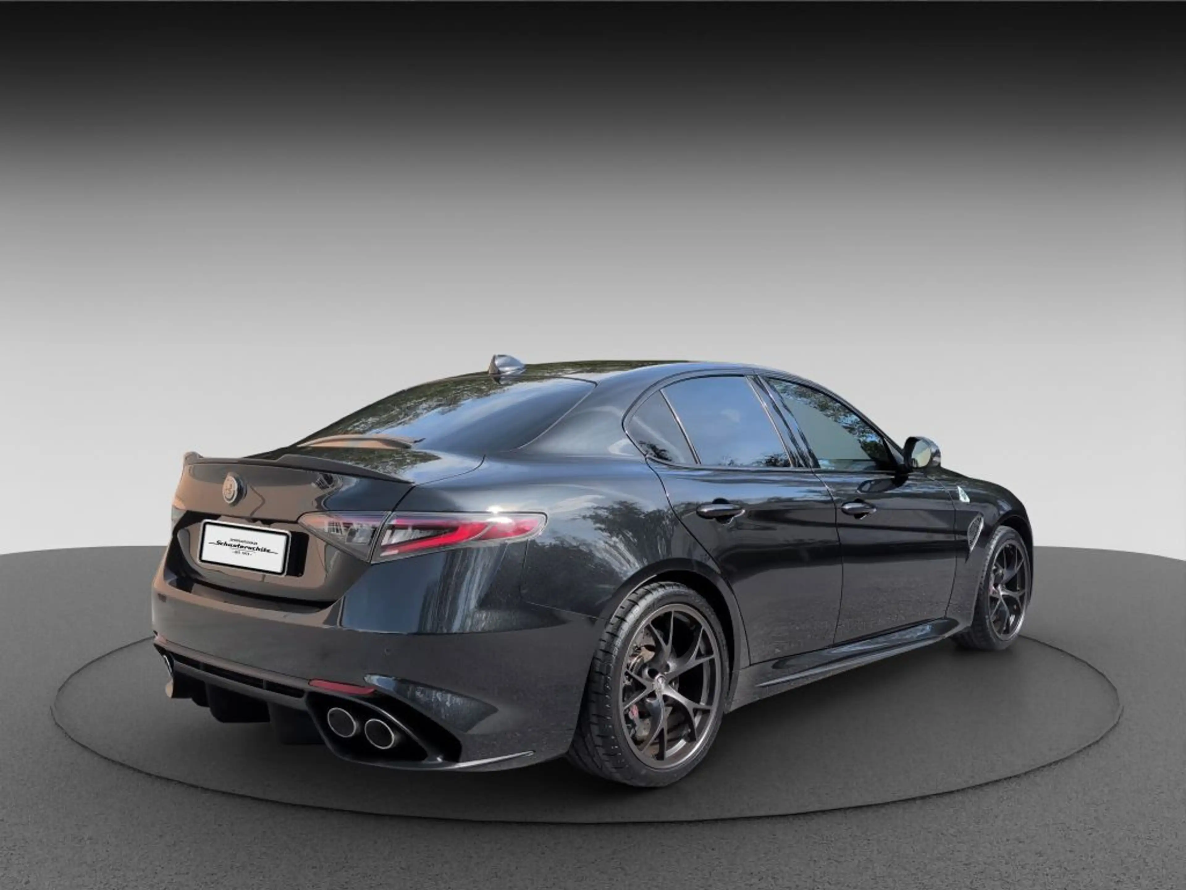 Alfa Romeo Giulia GIULIA QUADRIFOGLIO 1. HAND DE-FZG. ASSISTENZP. — photo 7