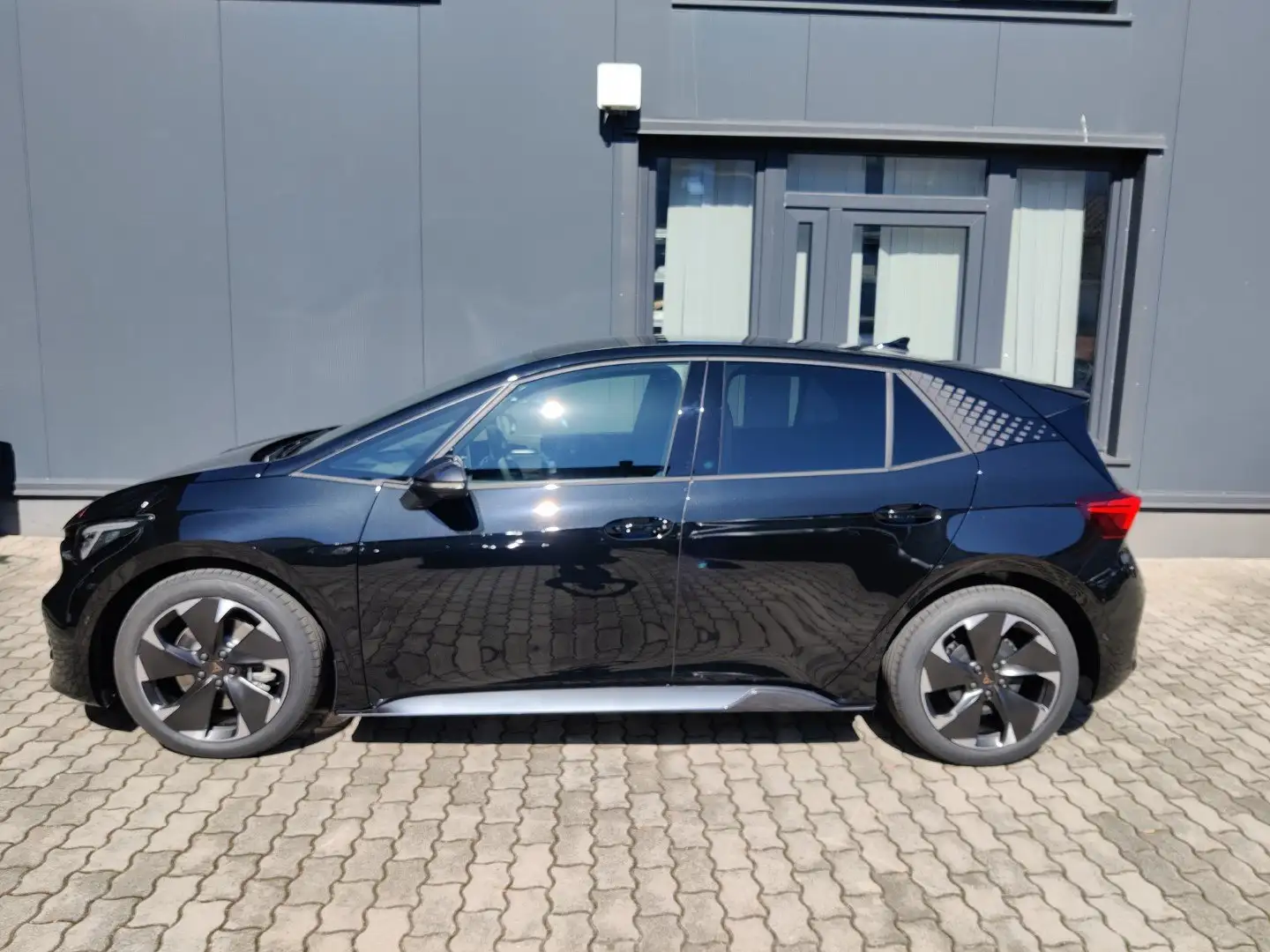 CUPRA Born 60/63 e-Boost 170kW/231PS Schwarz - 2