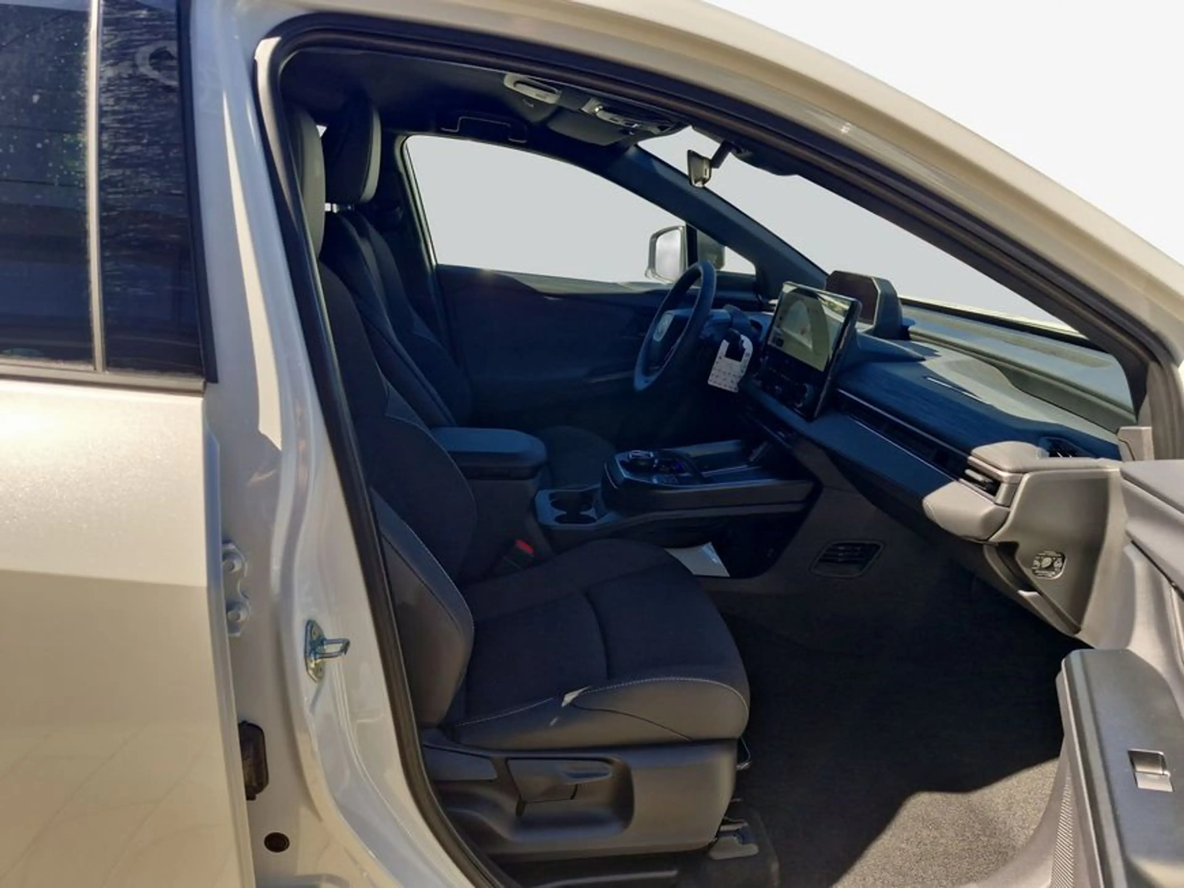 Toyota C-HR+ + 77kWh Teamplayer *Sitzheizung*Einparksensore — photo 13