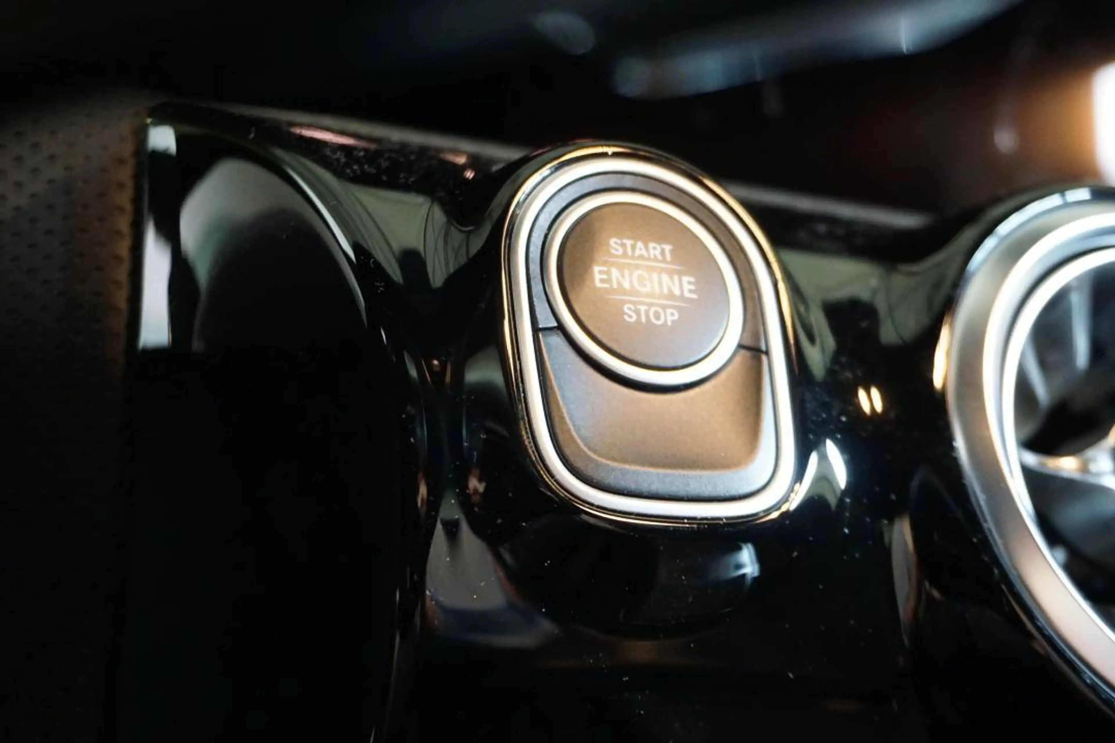 Mercedes-Benz CLA 250 AMG - NIGHT PAKKET — photo 8