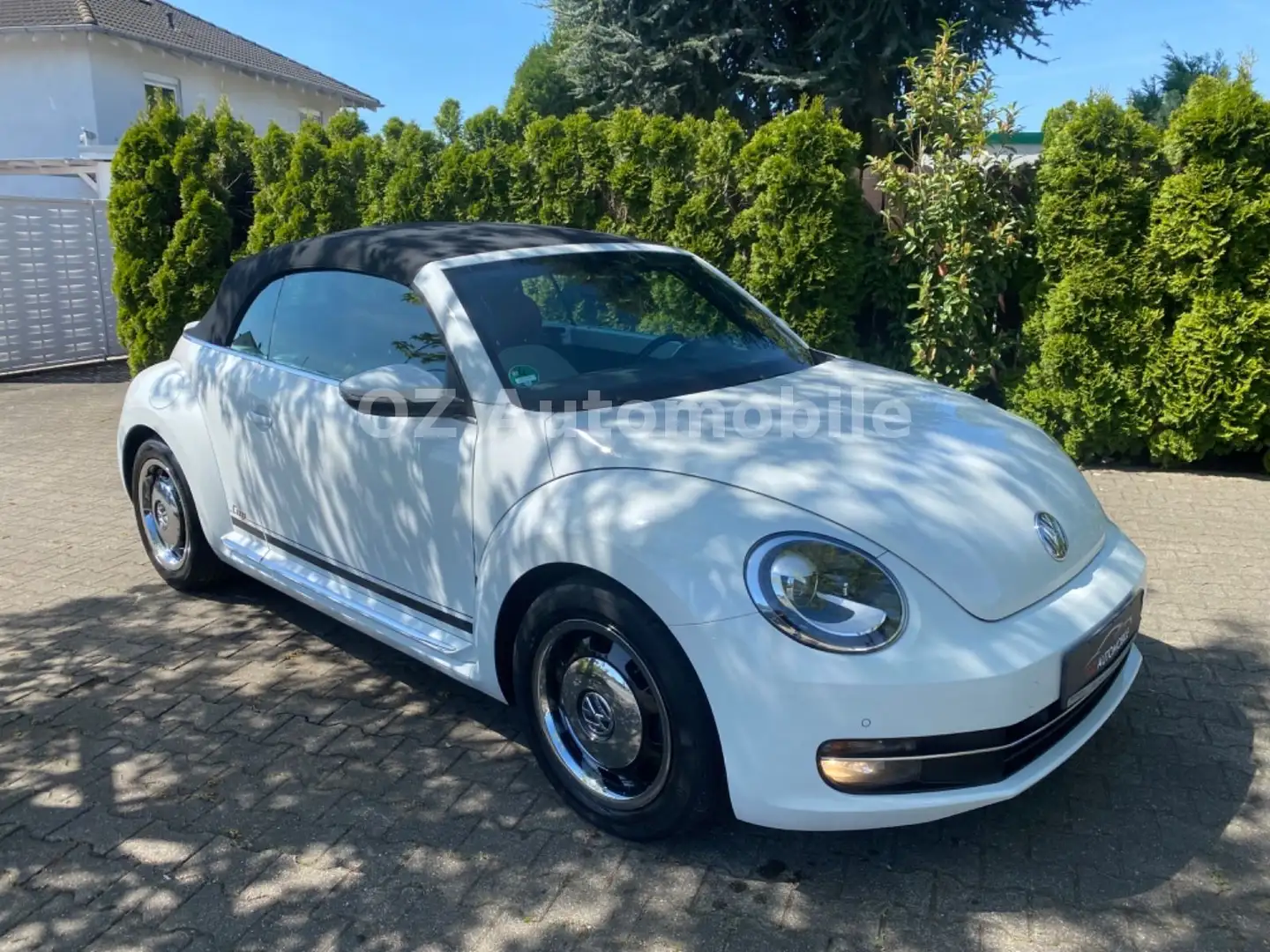 Volkswagen Beetle Cabriolet Cup Edition 2.0 TDI/DSG/Navi/ Bianco - 1