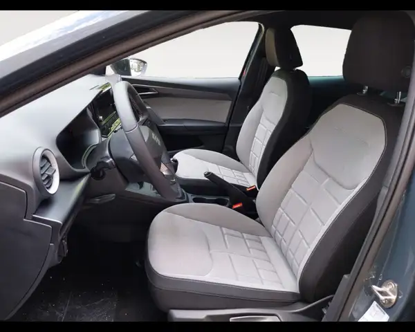 Seat Ibiza view 9