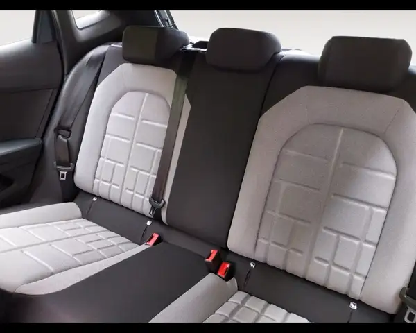 Seat Ibiza view 13
