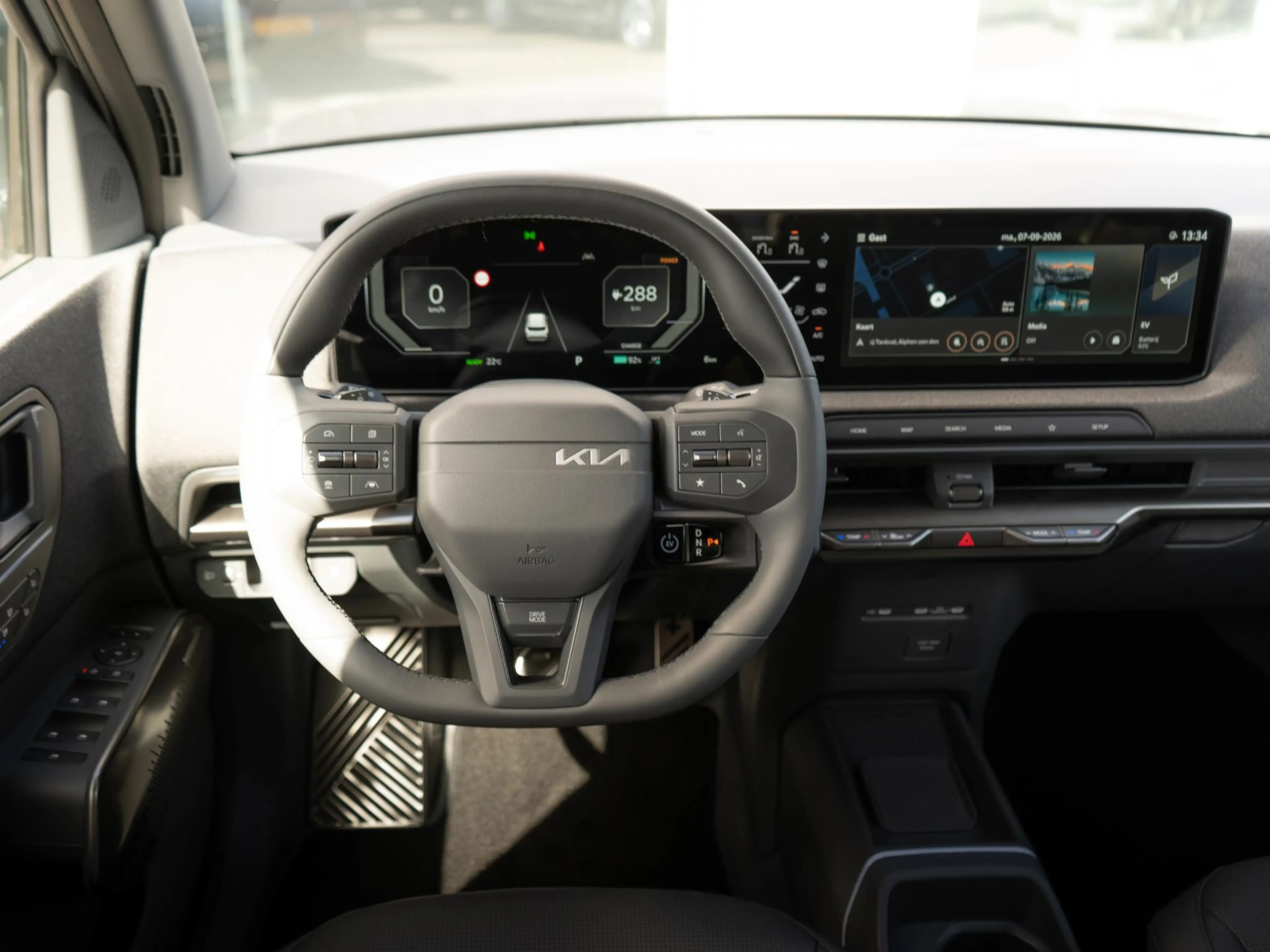 Kia EV2 Black-Line 61 kWh 4p | Stoel en stuurverwarming | — photo 14