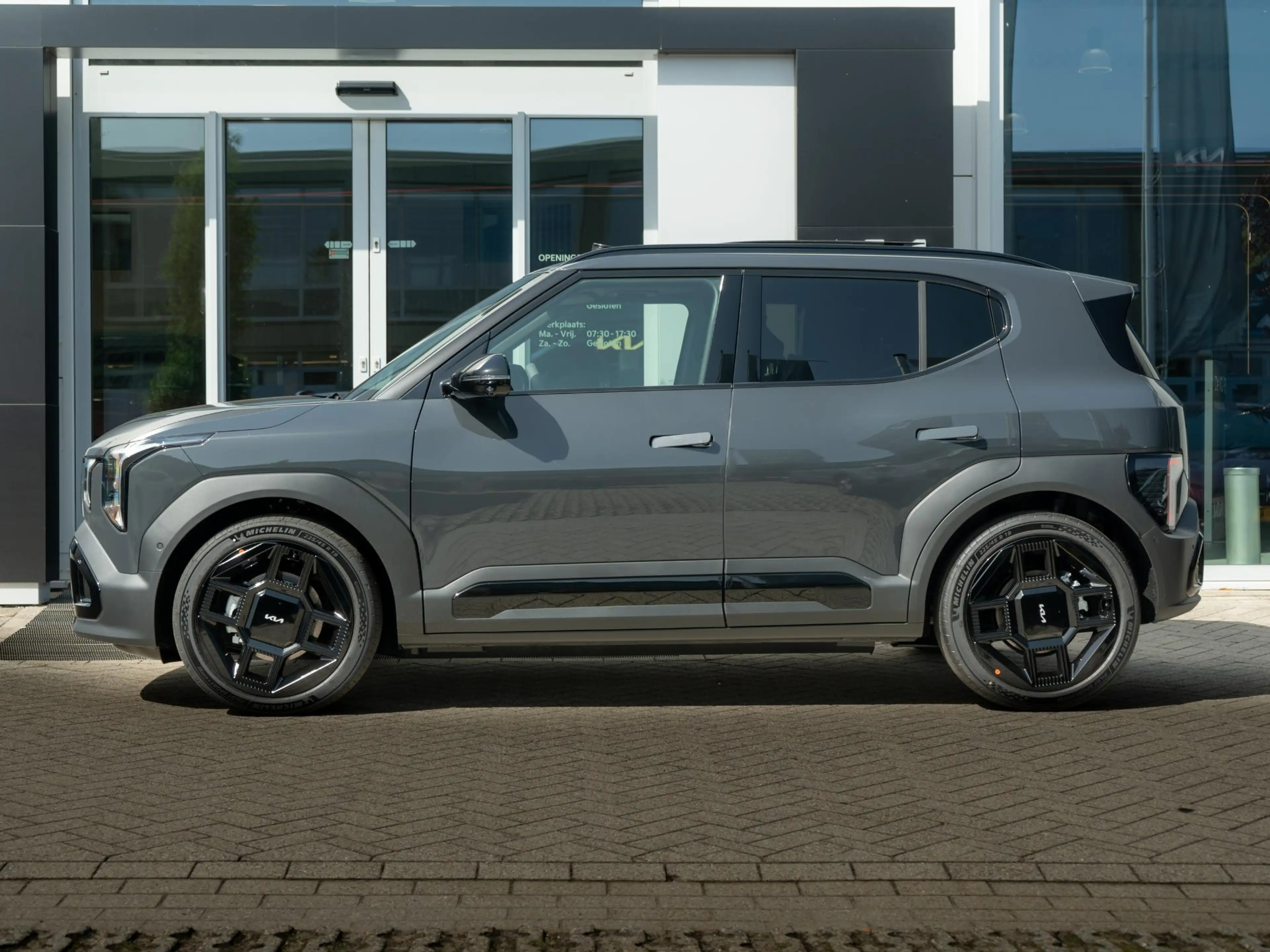 Kia EV2 Black-Line 61 kWh 4p | Stoel en stuurverwarming | — photo 8