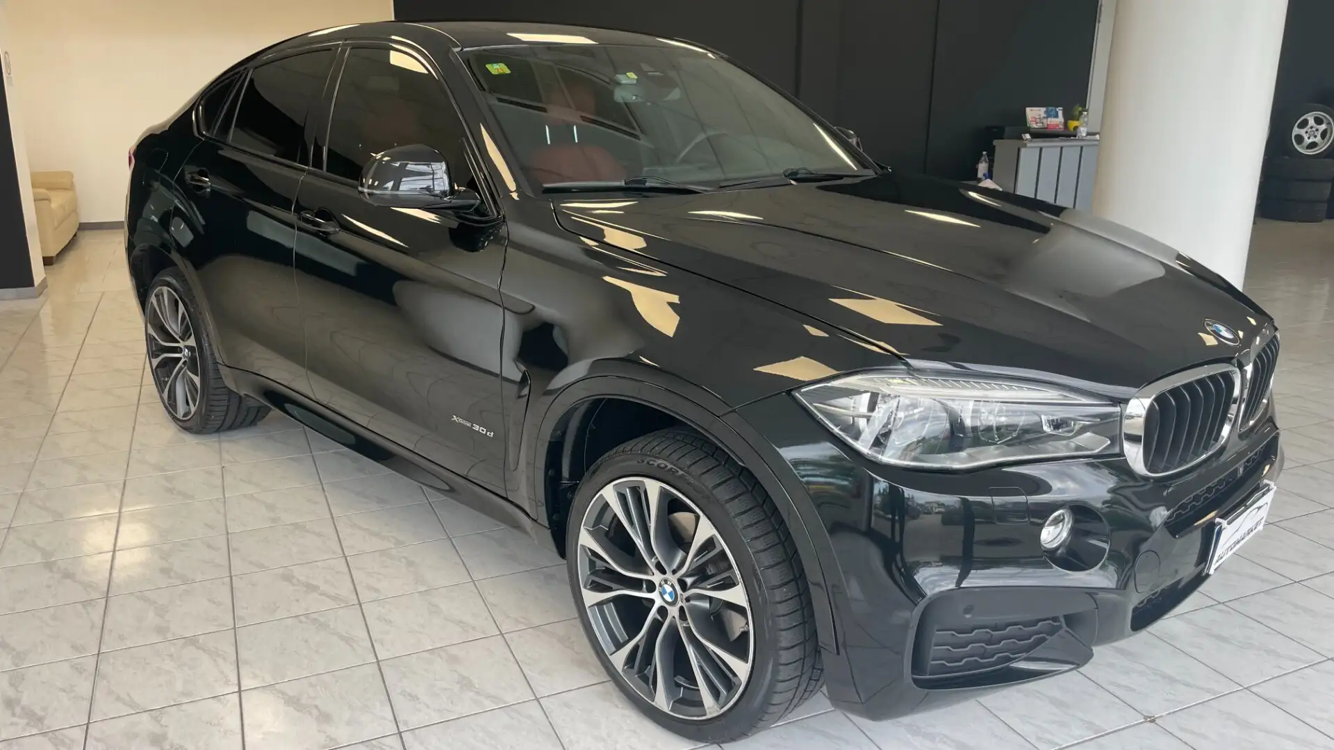 BMW X6 xDrive30d 249CV Msport Nero - 2