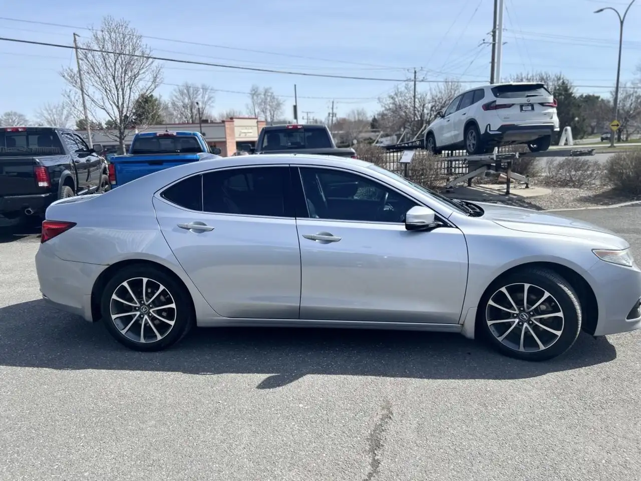 Acura TLX снимка Acura TLX