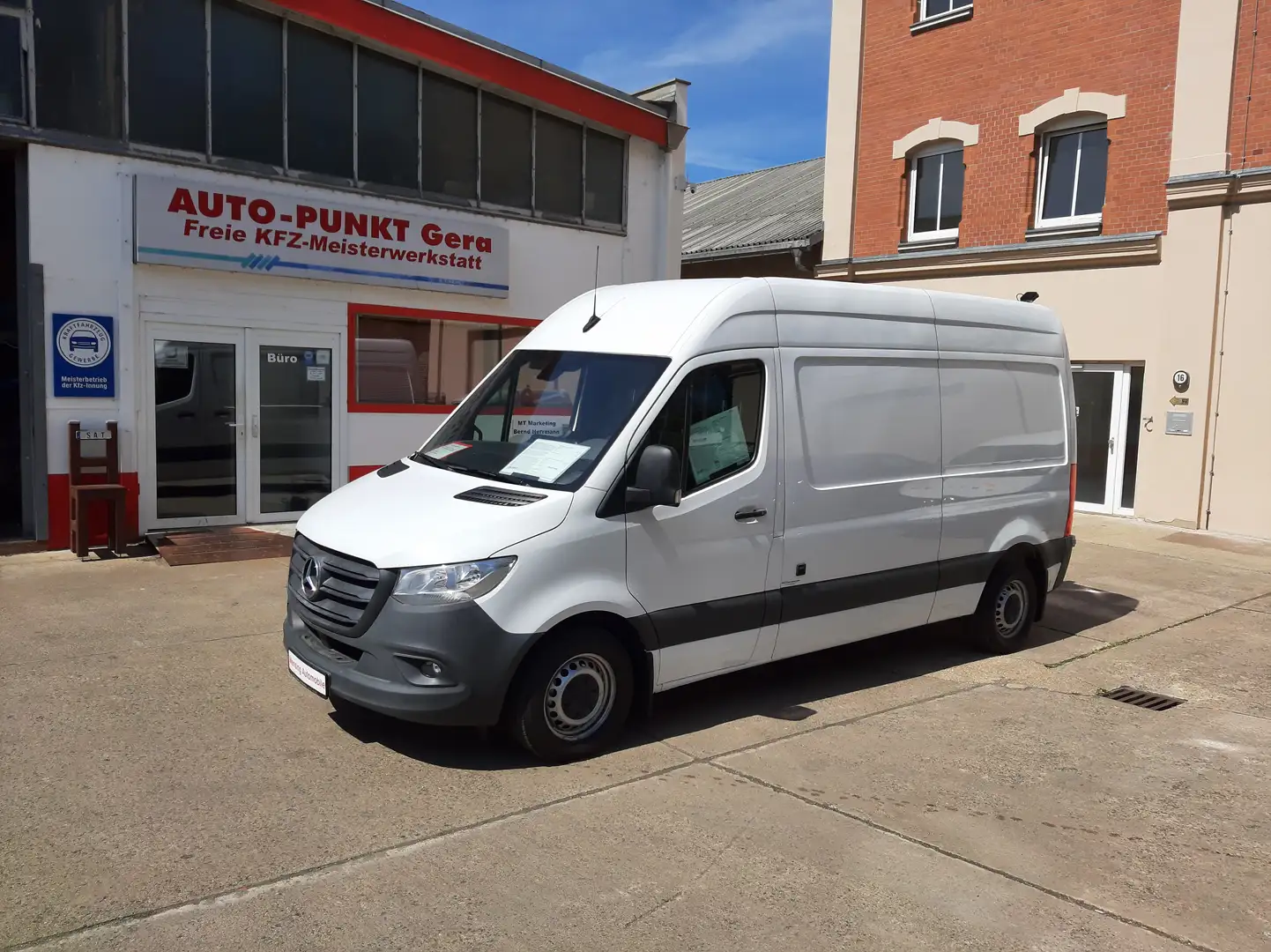 Mercedes-Benz Sprinter Sprinter 314 2xSchwingsitz*NAVI*AC*AHK*KAM*STHZG Weiß - 1