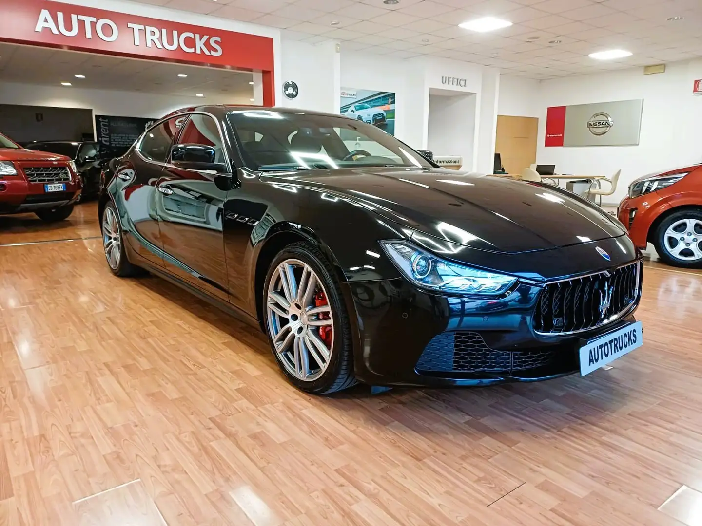 Maserati Ghibli 3.0 V6 ds 250cv auto my17 Noir - 1