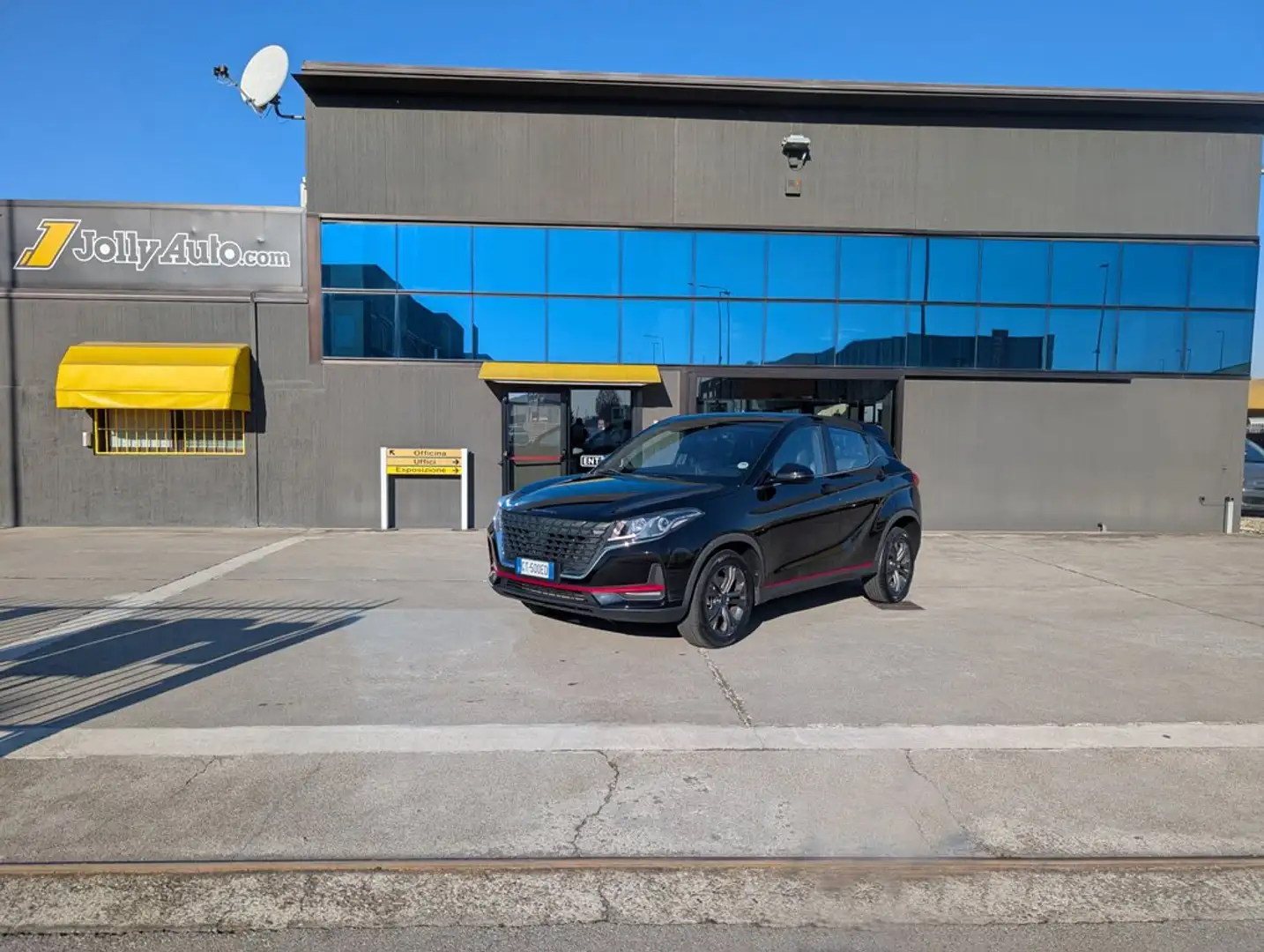 DFSK Fengon 500 1.5 CVT LUXURY - AUTOMATICA Noir - 1