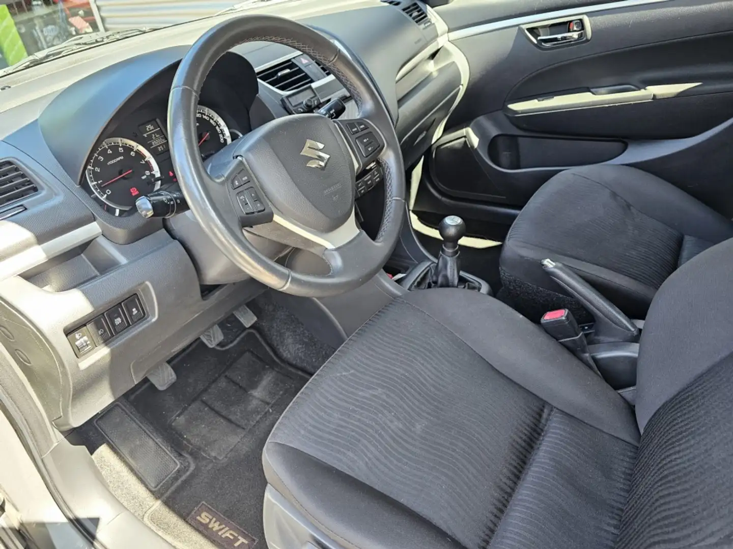 Suzuki Swift 1.2 Exclusive EASSS Grijs - 2