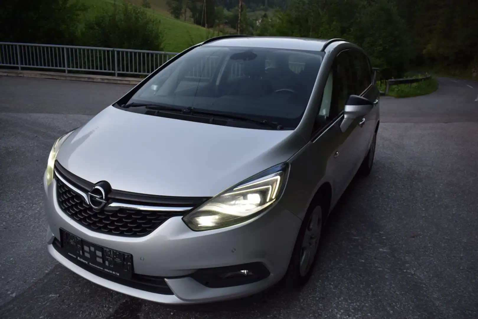 Opel Zafira Edition Start/Stop ÖAMTC PICKERL NEU Silber - 1