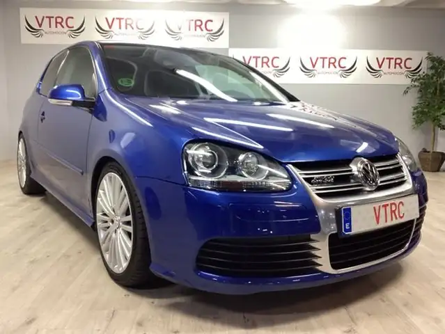Volkswagen Golf R32 3.2 4MOTION
