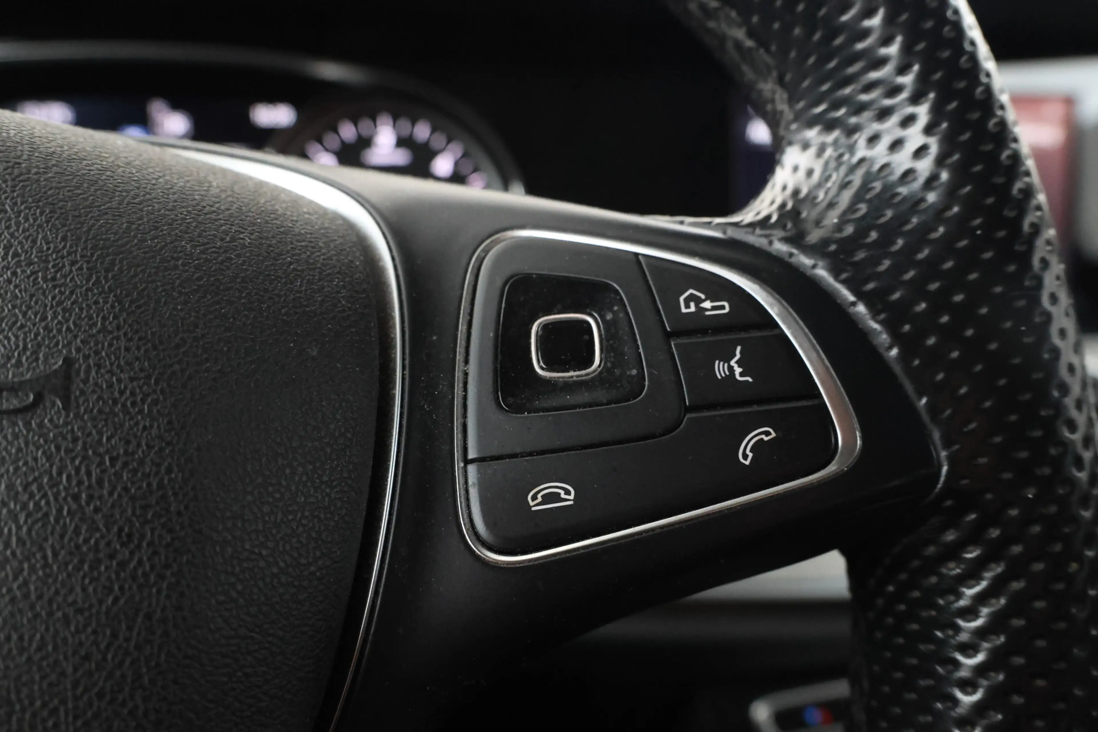 Mercedes-Benz E 220 Estate d Prestige — photo 19