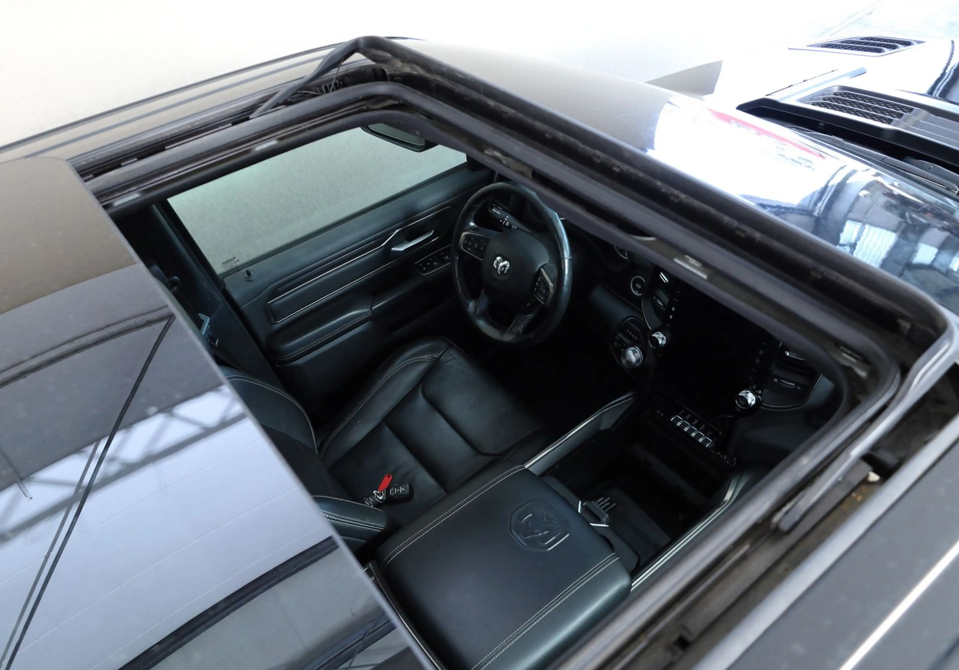 Dodge RAM Crew Cab SportLPG U-FreiDeutsche Genration 5 — photo 3