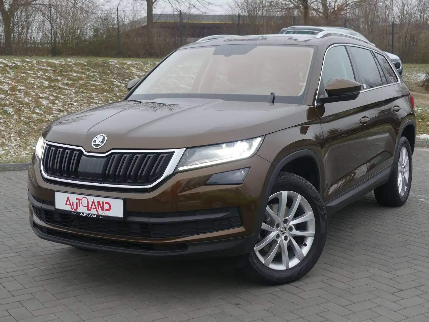 Skoda Kodiaq 1.5 TSI DSG AAC LED Navi AHK Sound SHZ Braun - 2