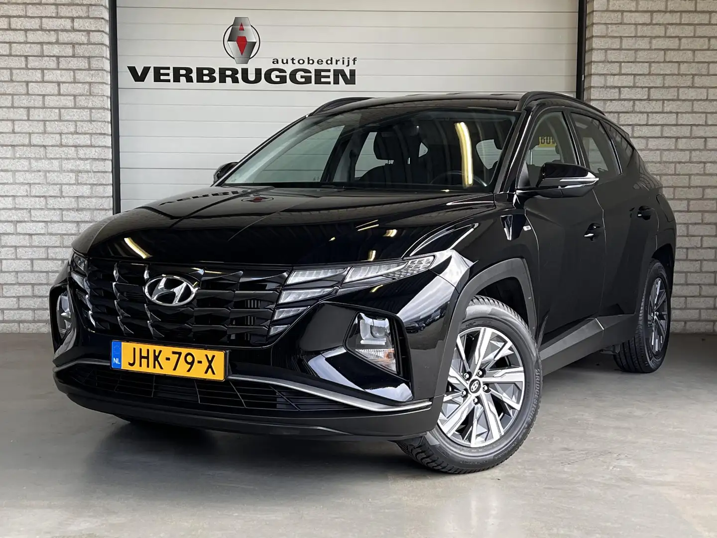 Hyundai TUCSON 1.6 T-GDI MHEV i-Motion | 17" LMV | ALL-Season | C Zwart - 1