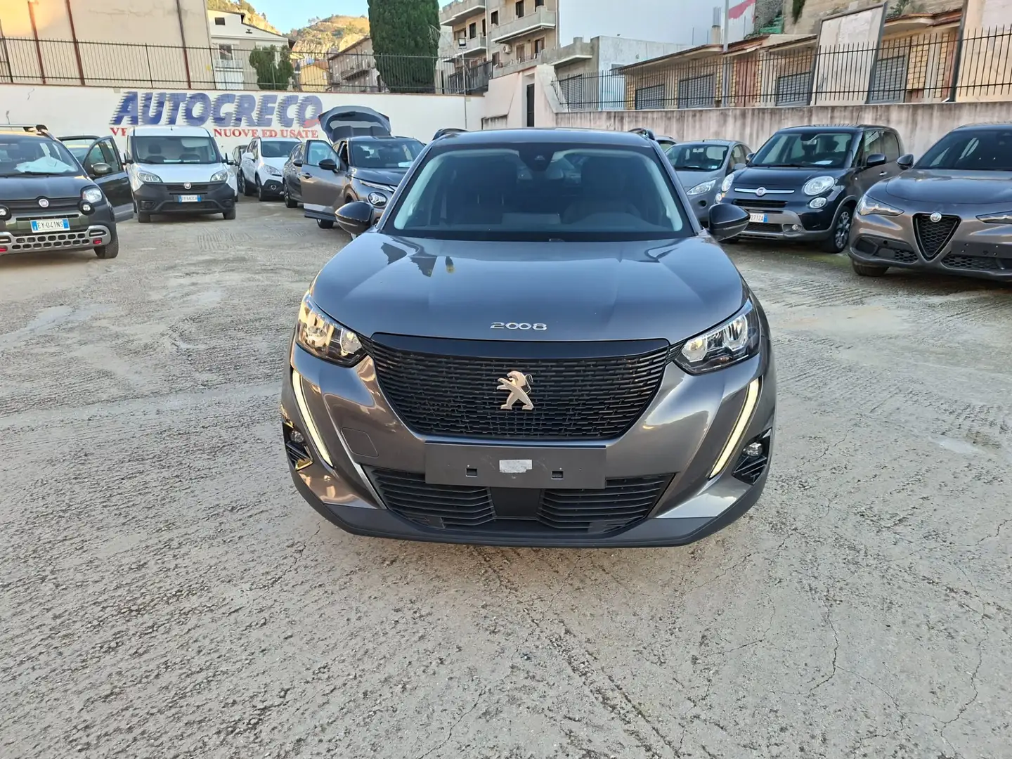 Peugeot 2008 2008 PureTech 130 S&S Active Pack Gris - 2