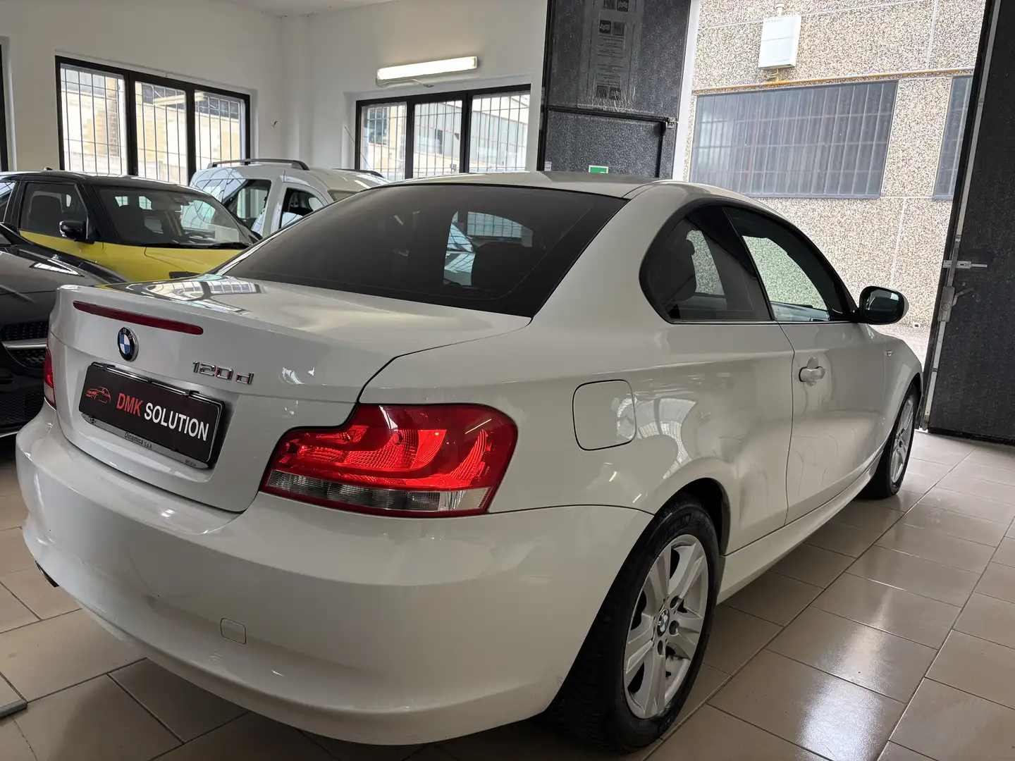 BMW 120 d E82 Coupe sport **UNICO PROPRIETARIO** Bianco - 2