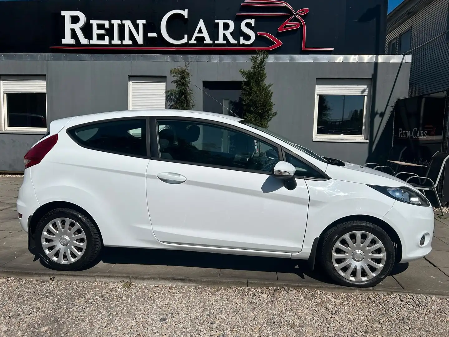 Ford Fiesta Trend 1.5/II.HD/AUTOMATIK/SHZ/KAMERA/MFL Wit - 2