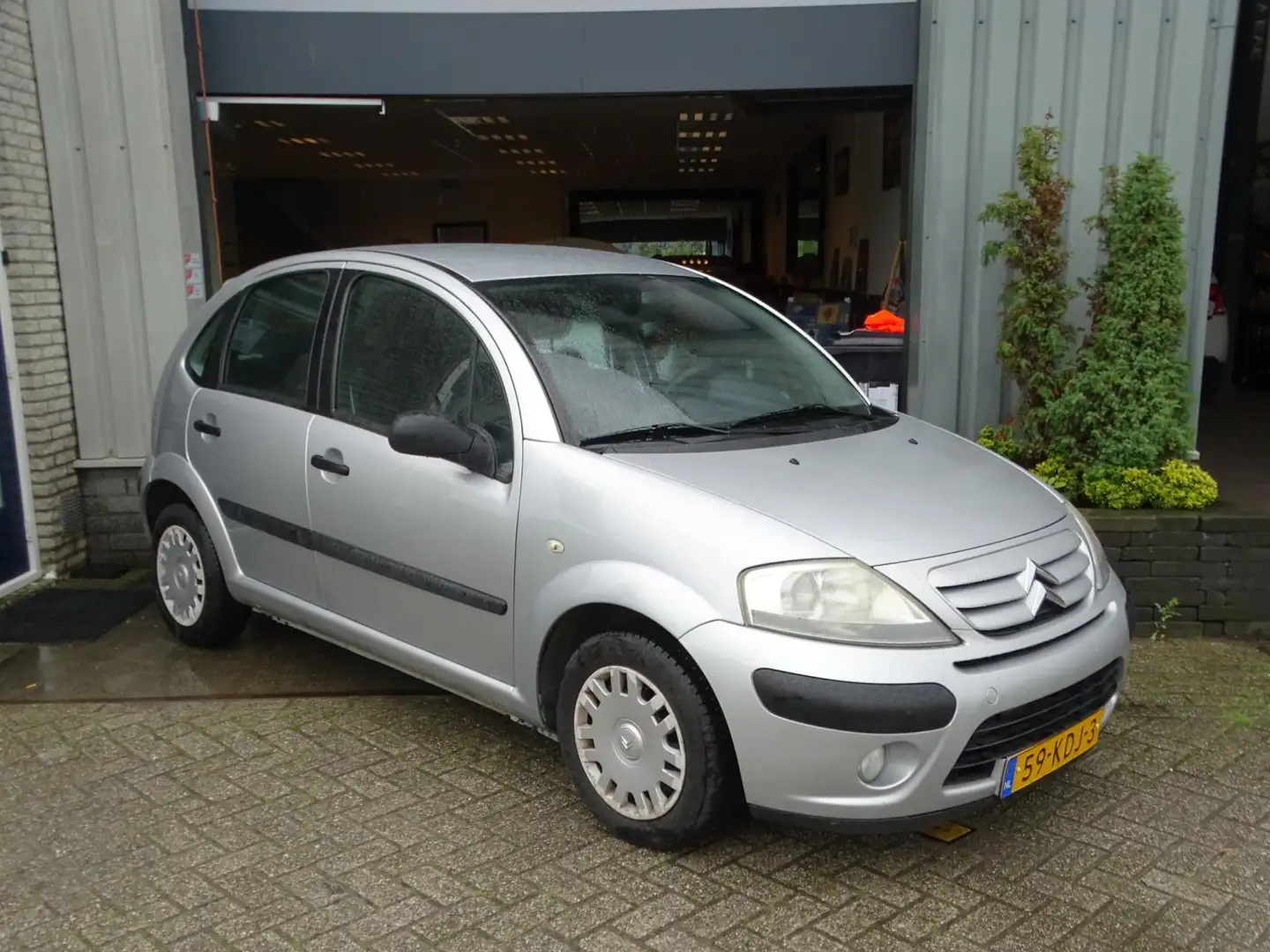 Citroen C3 1.4i Ligne Prestige|Airco|Weinig Km Grau - 2