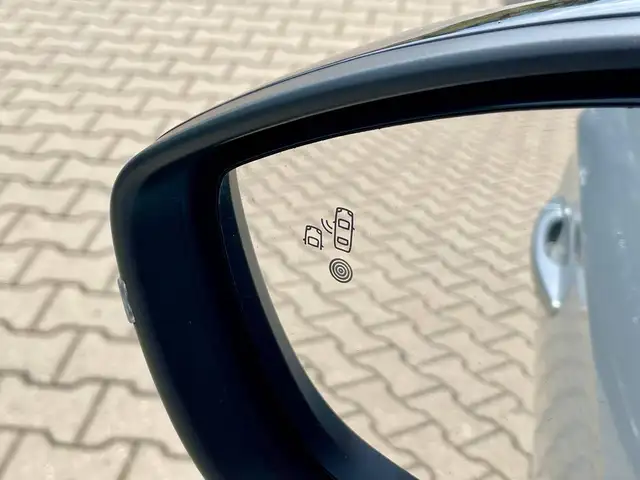 Opel Corsa view 10
