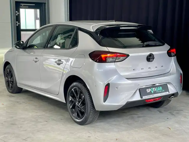 Opel Corsa view 3