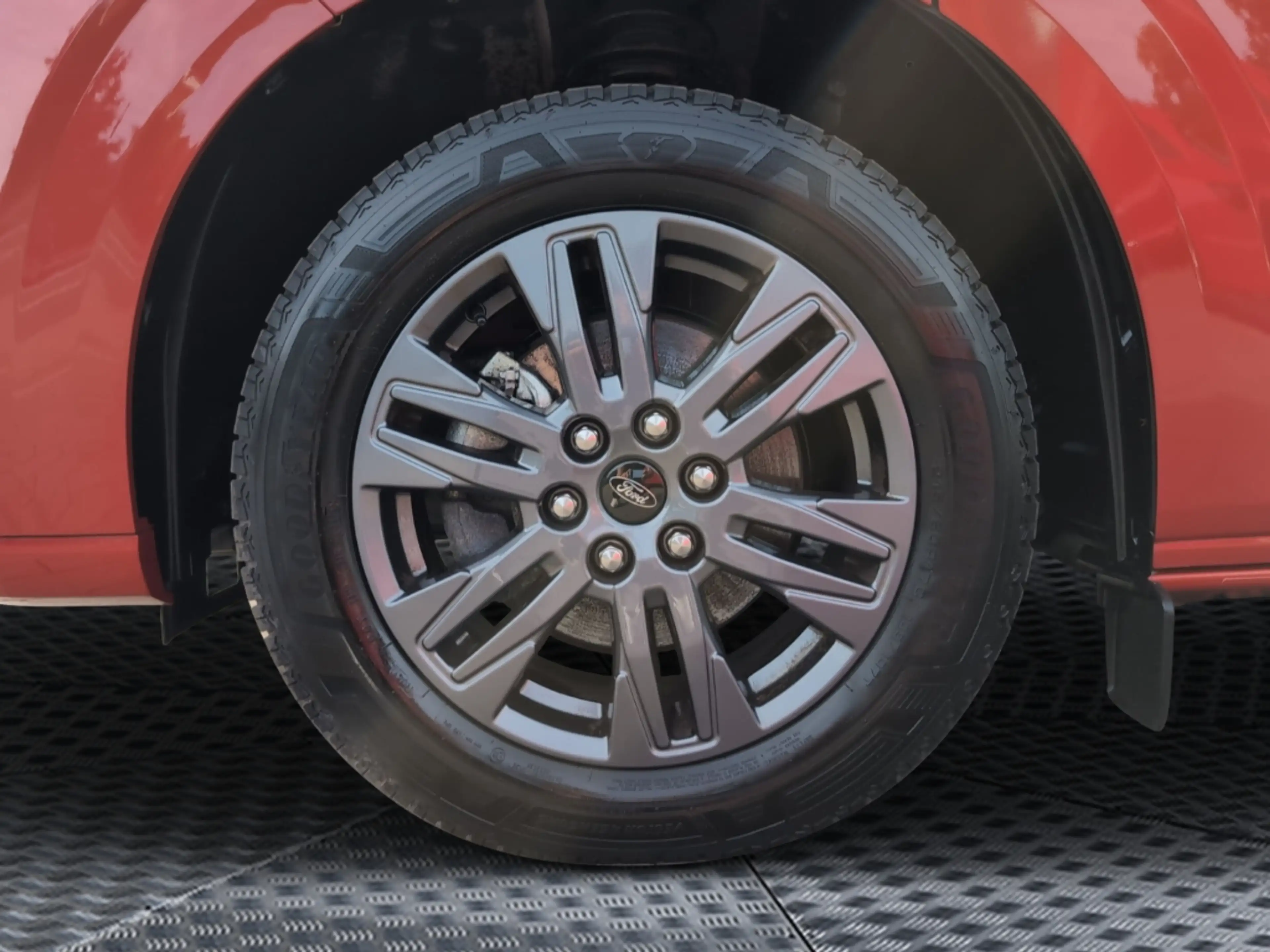 Ford Tourneo Custom Titanium L1 LED Kamera AHK schwenkbar Navi GJR — photo 5