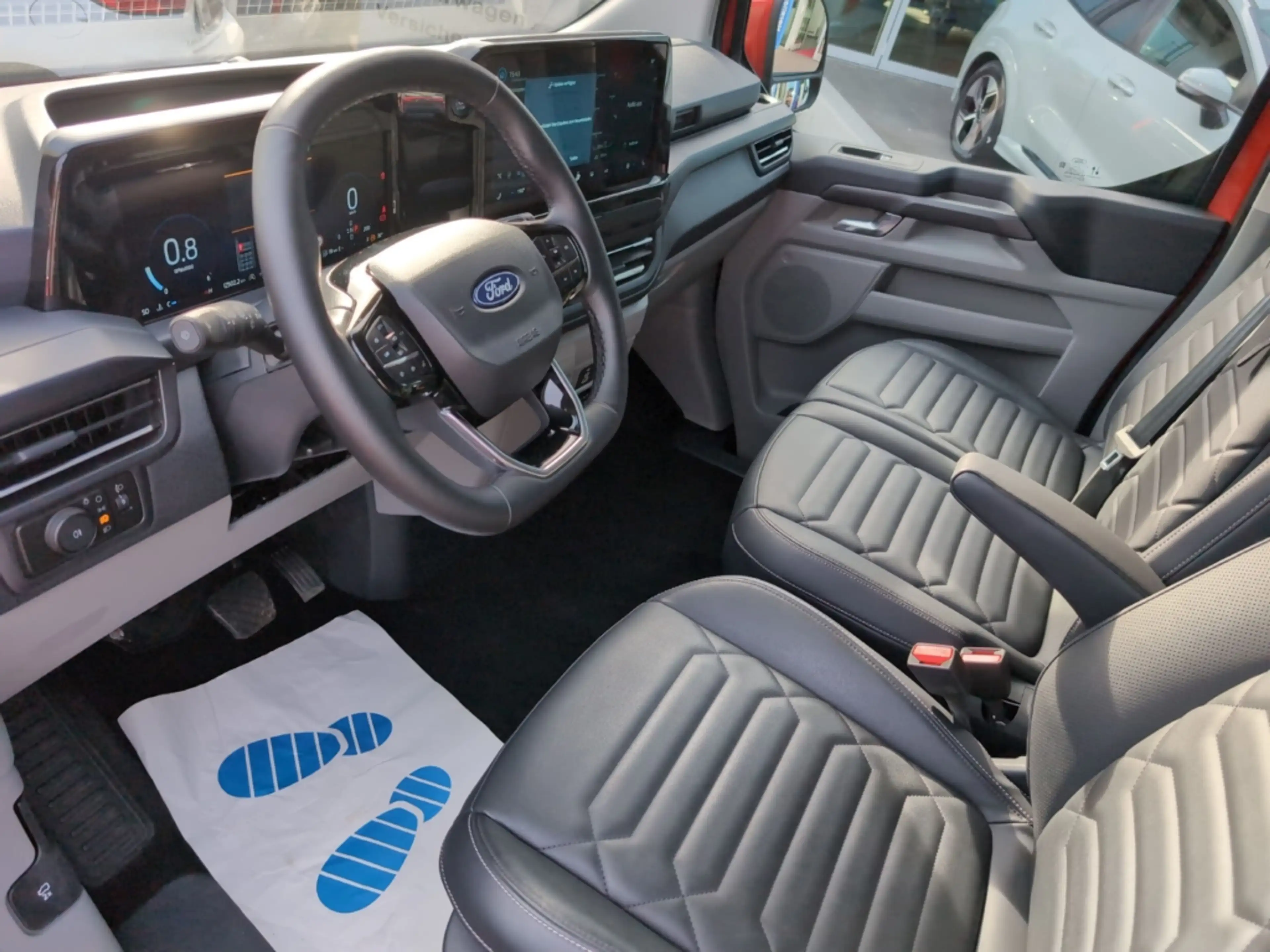 Ford Tourneo Custom Titanium L1 LED Kamera AHK schwenkbar Navi GJR — photo 7