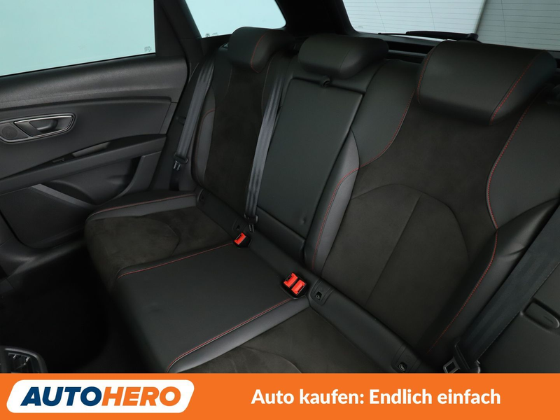 SEAT Leon 1.5 TSI ACT FR Black Matt Edition Aut.*NAVI*LED* — photo 14
