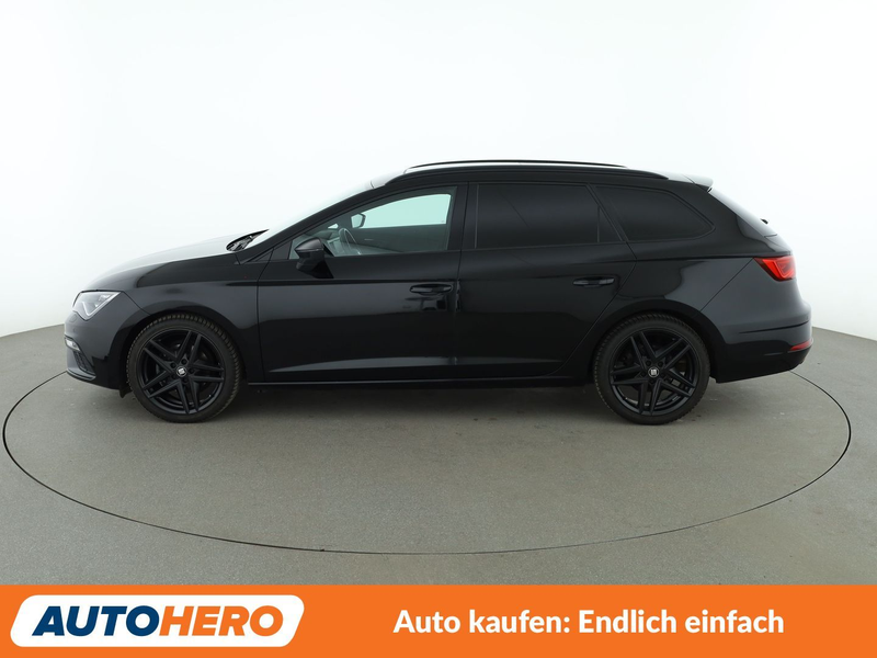 SEAT Leon 1.5 TSI ACT FR Black Matt Edition Aut.*NAVI*LED* — photo 3