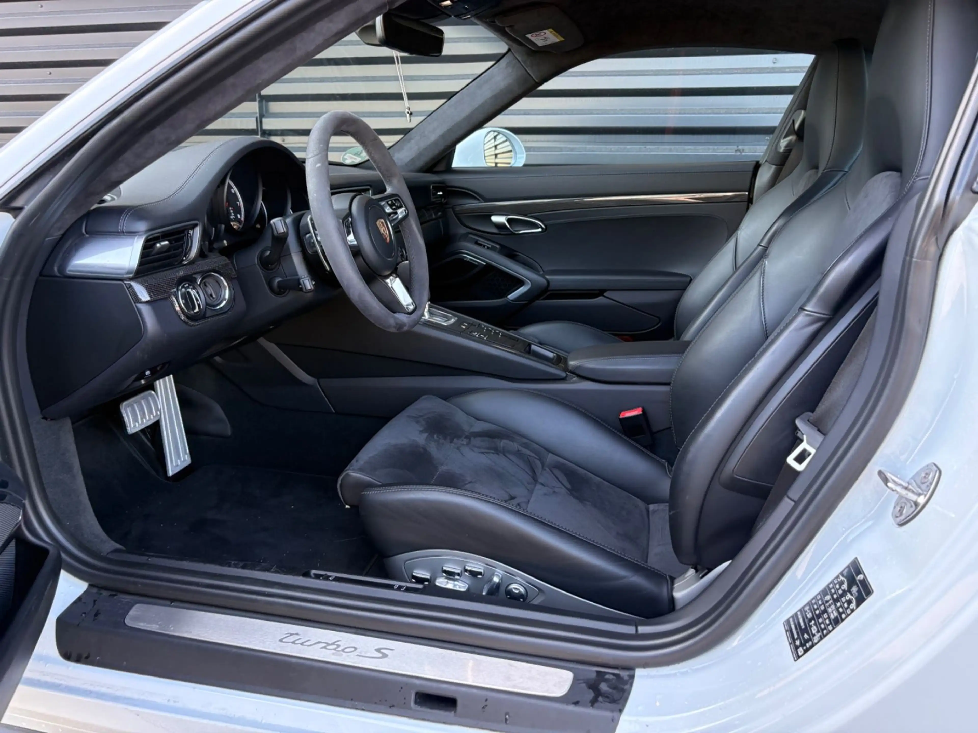 Porsche 991 911 -991 Turbo S-LIFT-PAS-BURMESTER-2.HAND — photo 13