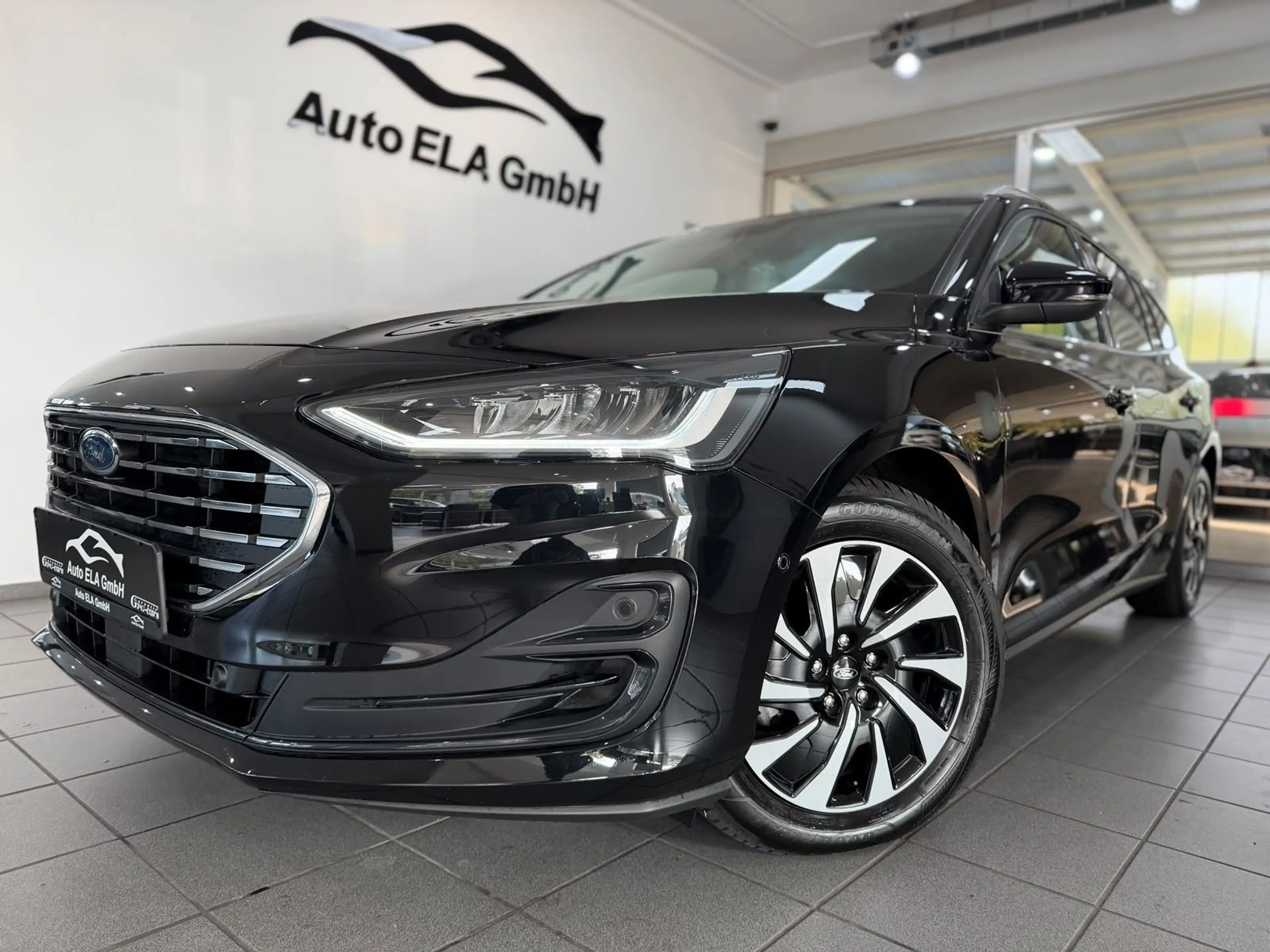 Ford Focus Turnier Titanium Automatik 1.Hand|AHK|Kam. — photo 3