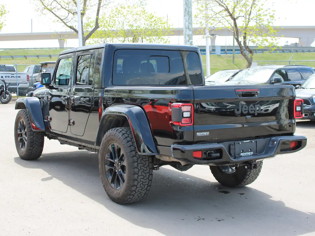 Jeep Gladiator снимка Jeep Gladiator