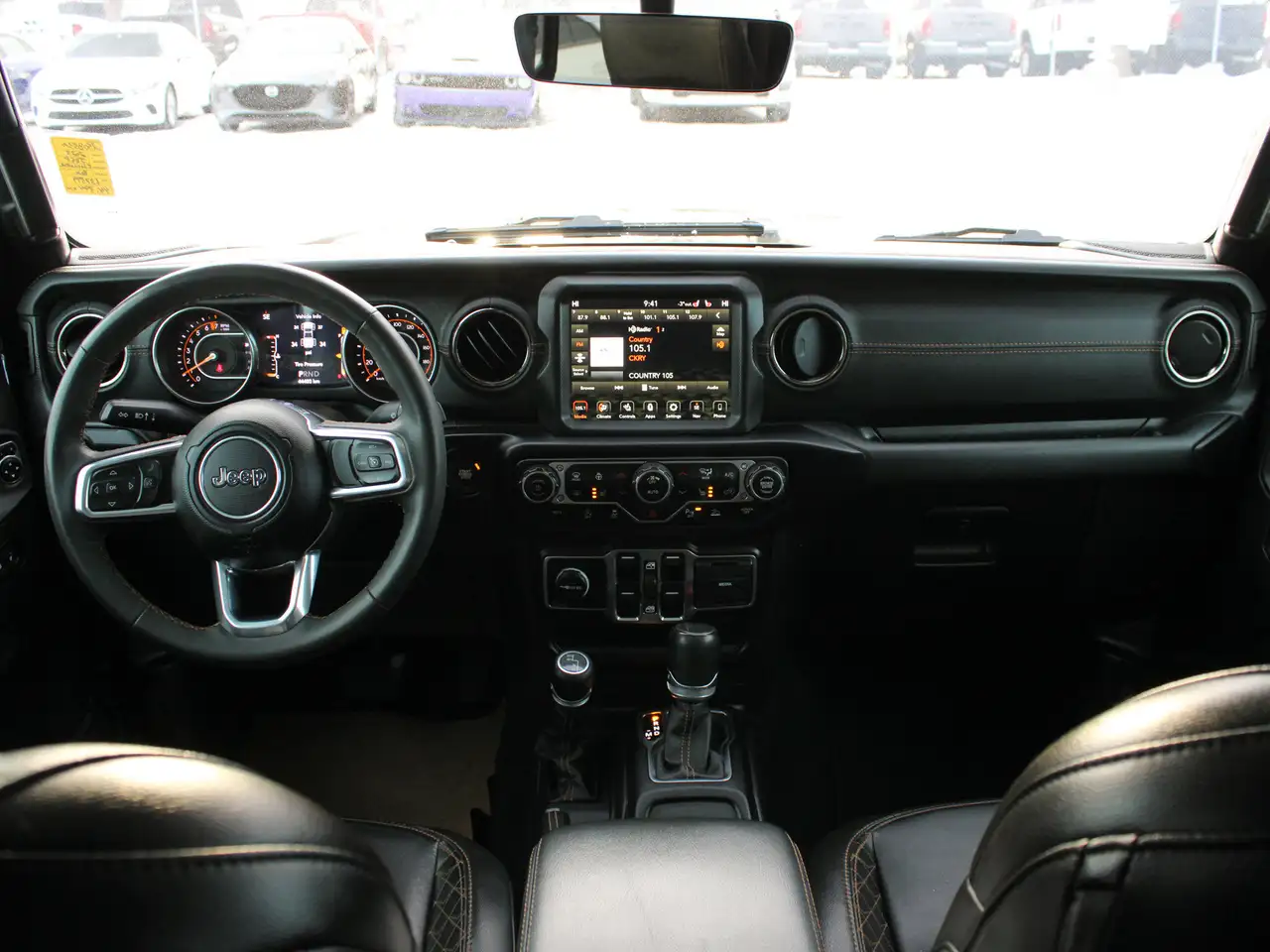 Jeep Gladiator снимка Jeep Gladiator