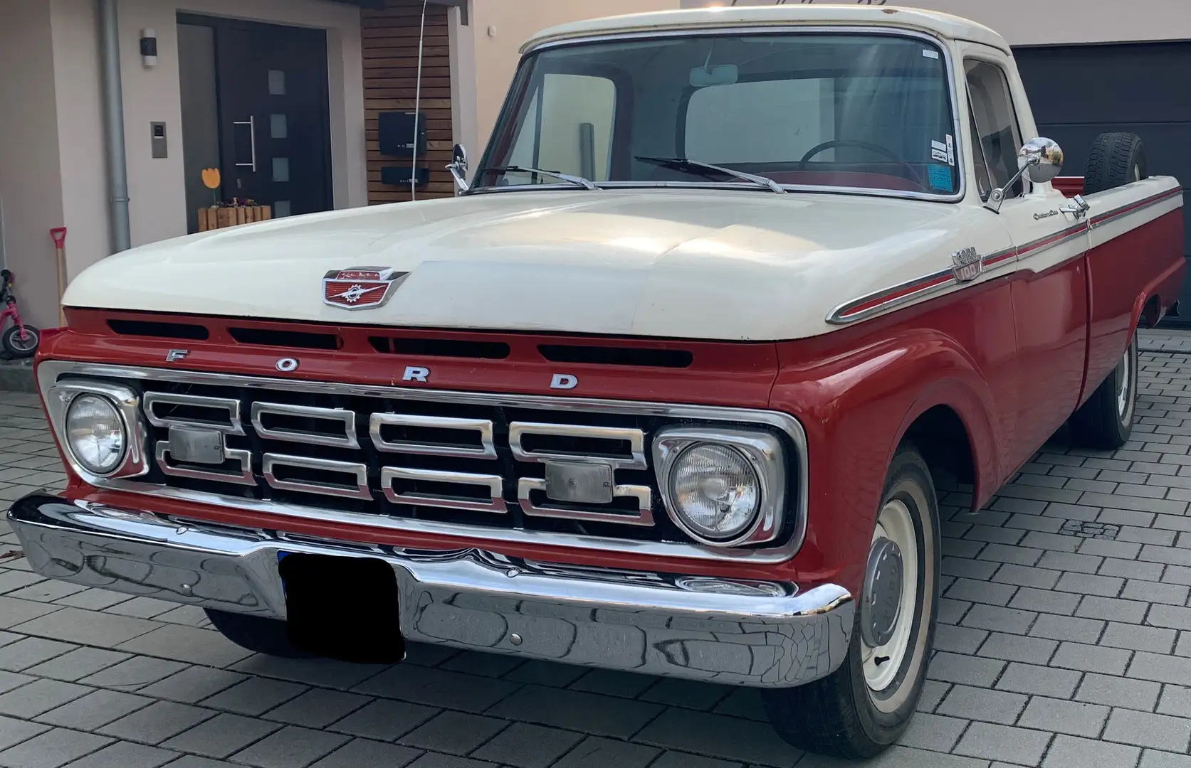 Ford F 100 V8 - 2