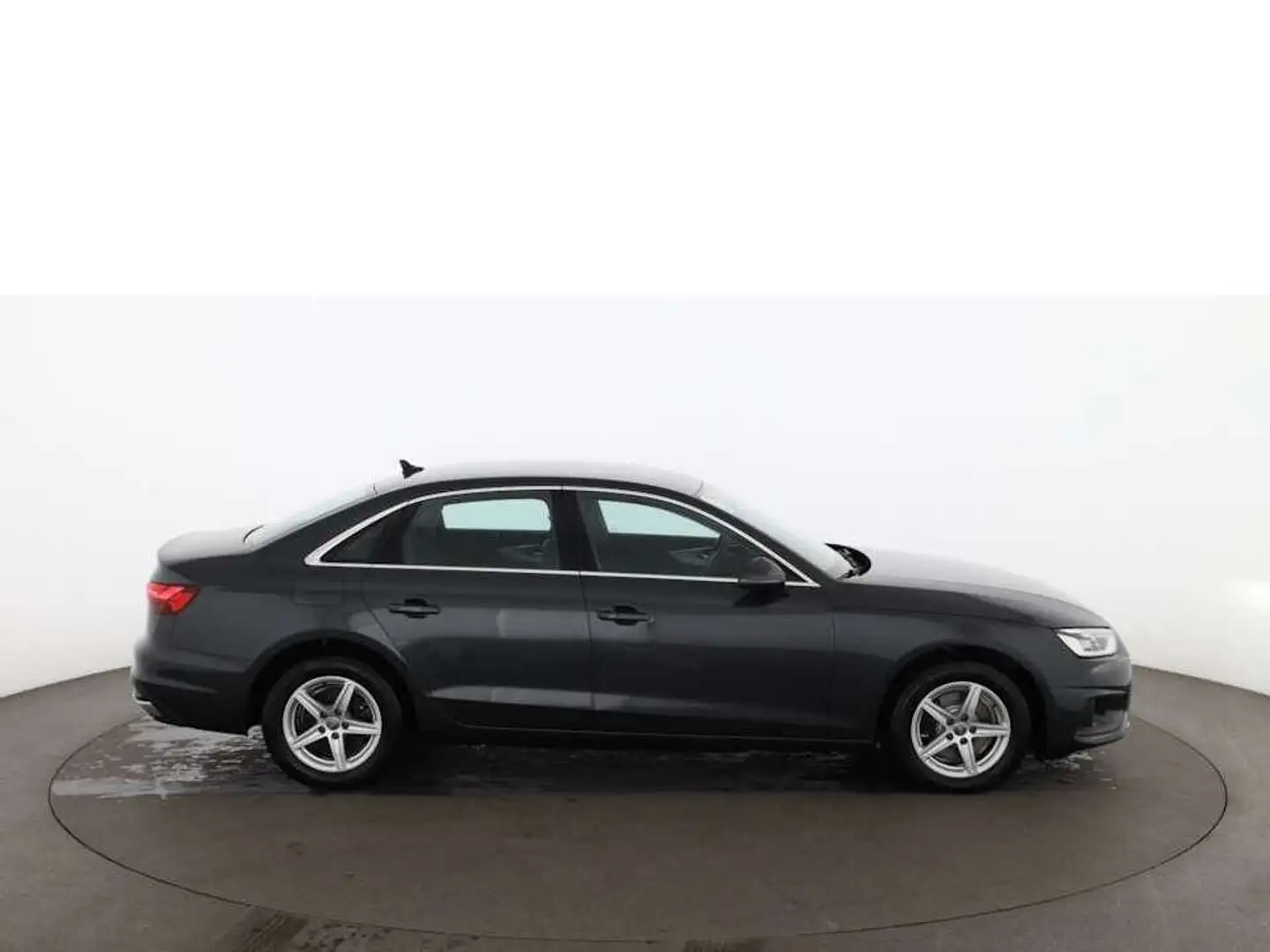 Audi A4 Limousine 30 TDI Aut LED LEDER NAVI R-CAM TEMP Grau - 2