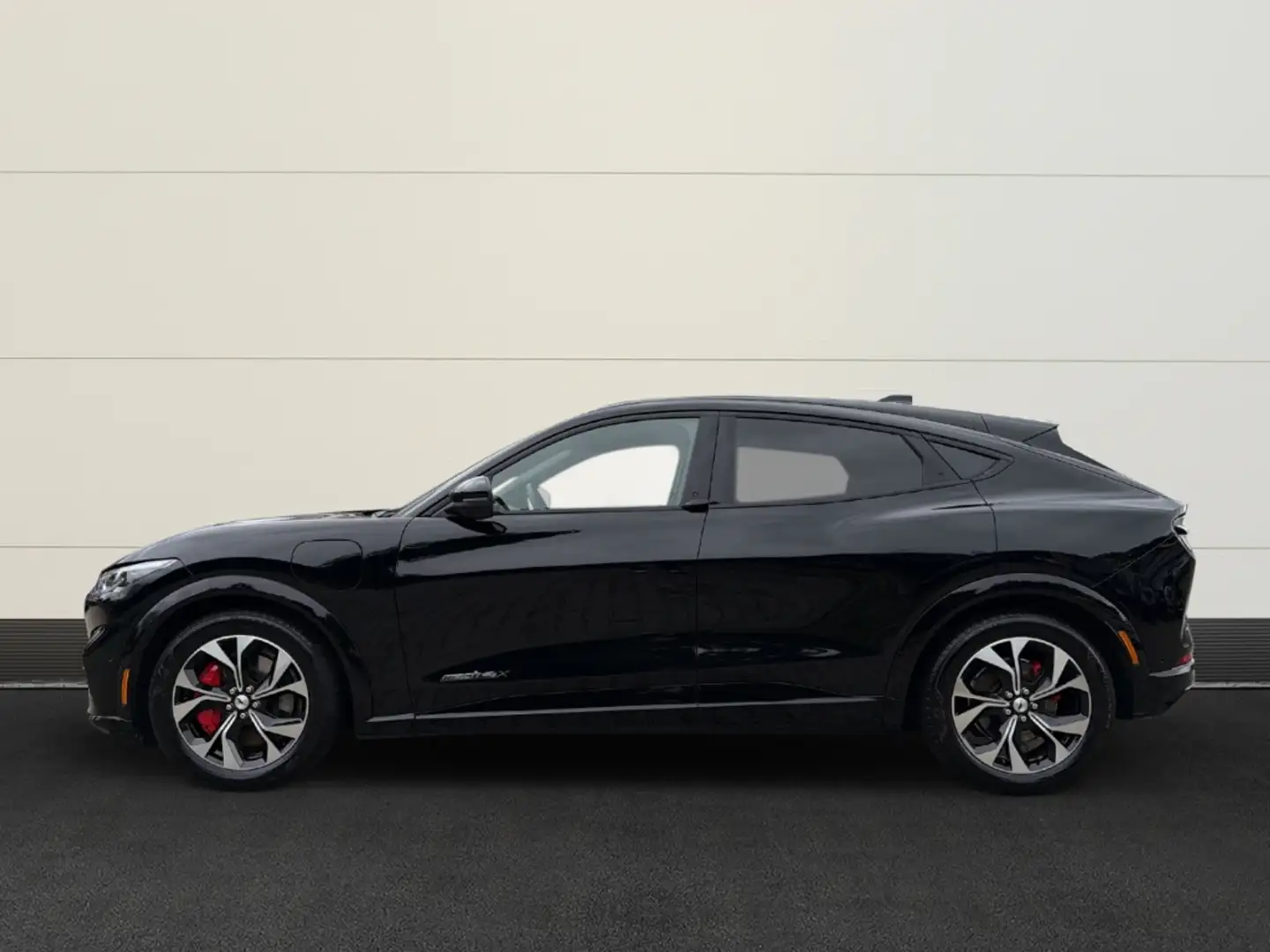 Ford Mustang Mach-E AWD ACC+Pano+Memory+B&O+360+Navi+Klima Noir - 2