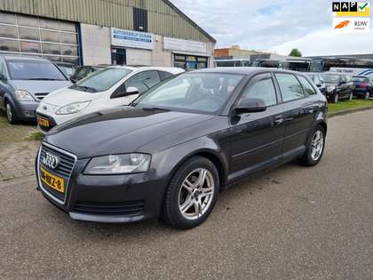 Audi A3 Sportback 1.9 TDIe Attraction Business Edition Cli