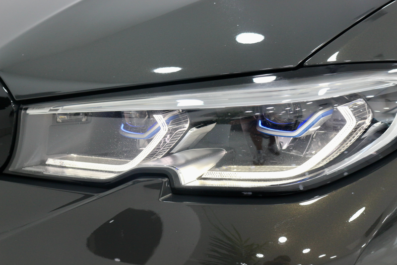 BMW 330 330 d xDrive M-Sport/Individual/Vollausstattung — photo 3