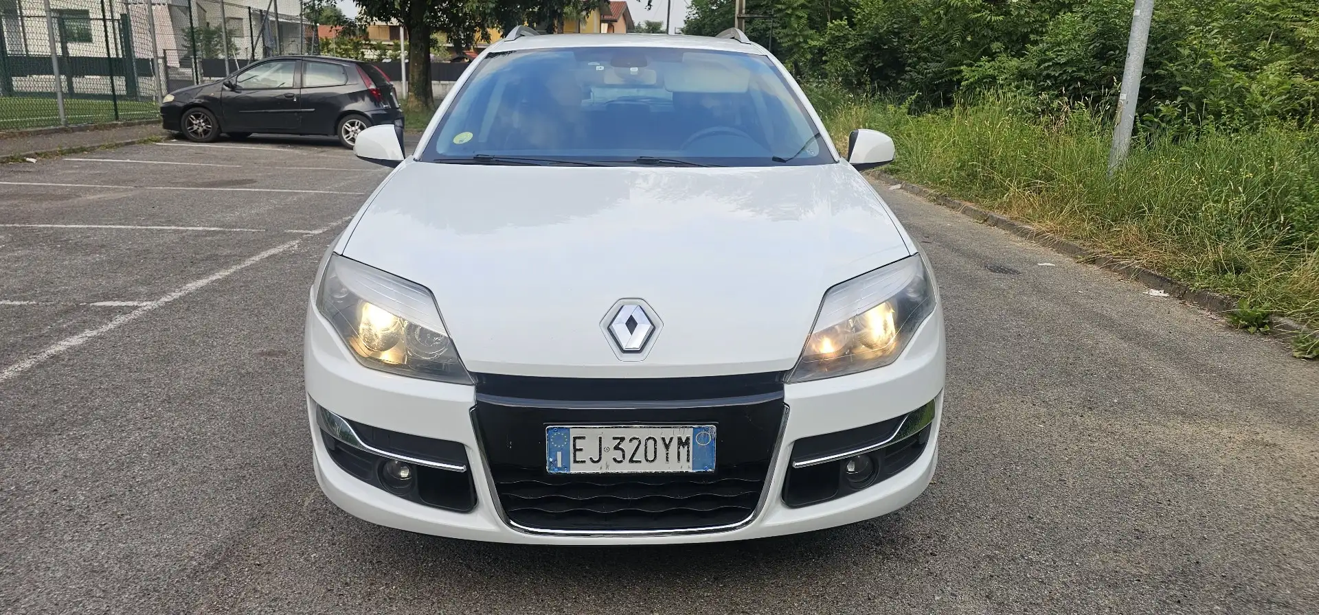 Renault Laguna SporTour 2.0 dci Nav 150cv Bianco - 2