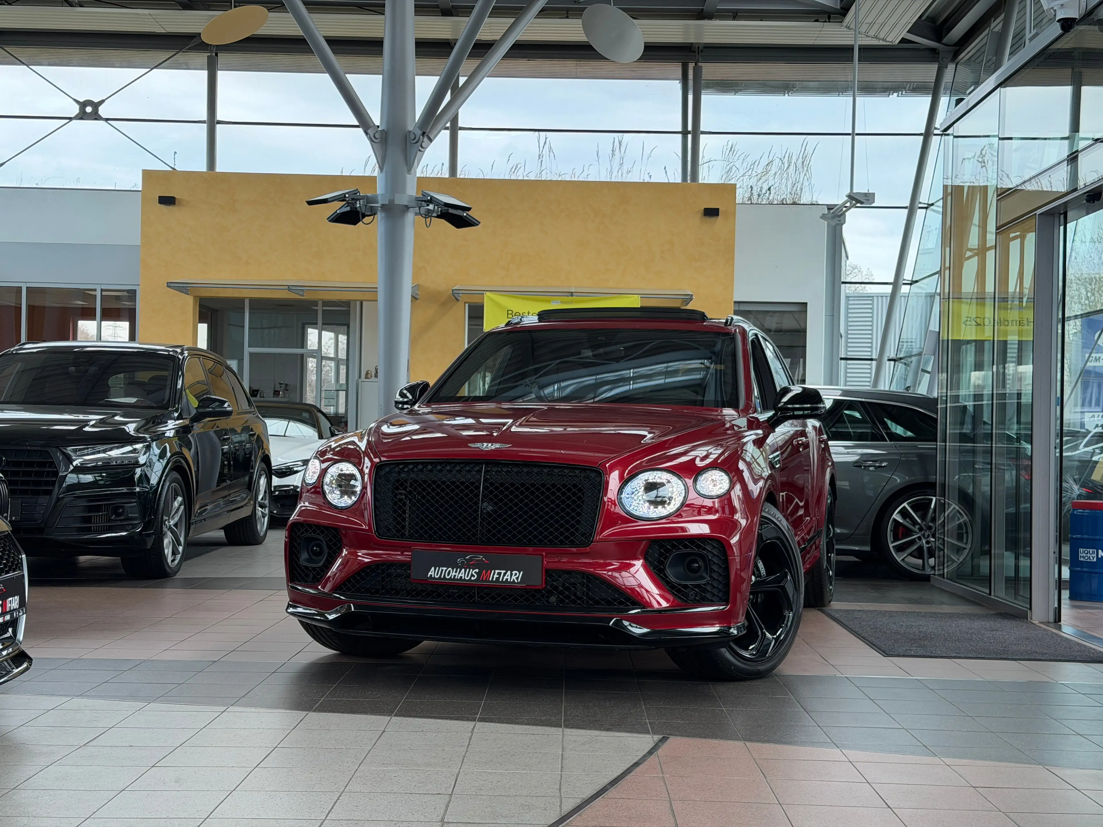Bentley Bentayga S V8 NAIM Mulliner Carbon 22" All Terrain Touring