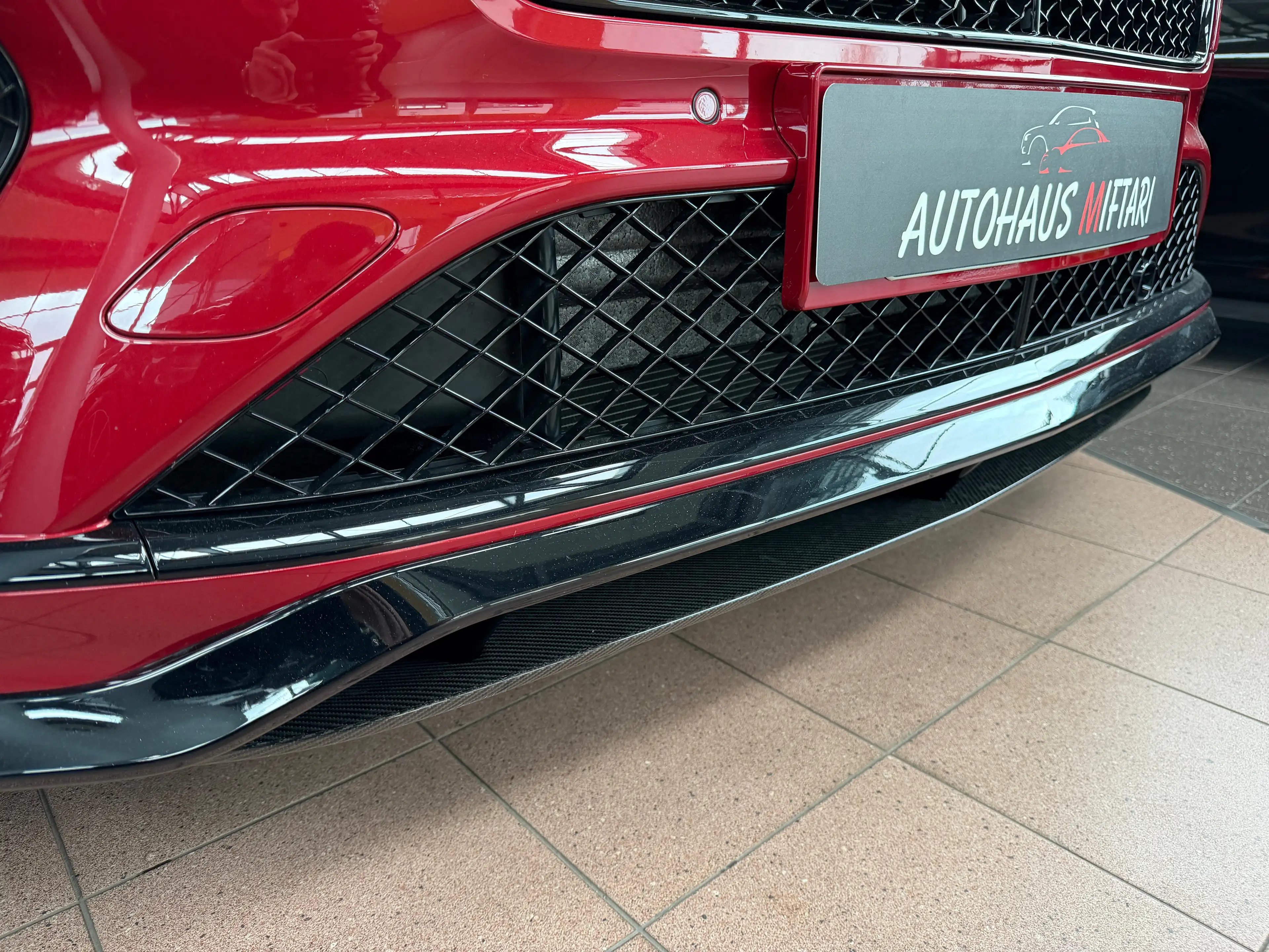 Bentley Bentayga S V8 NAIM Mulliner Carbon 22" All Terrain Touring — photo 12